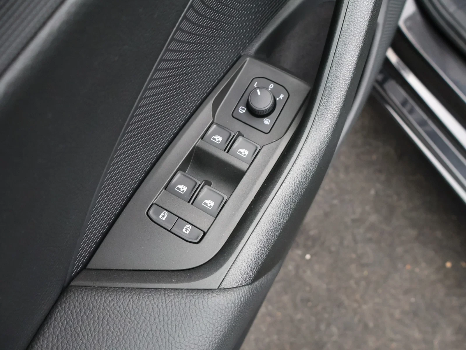 Škoda Octavia Combi Octavia Combi 1.5TSI eTec MHEV 150PK *AUTOMAAT*VIRTUAL COCKPIT*CAMERA*CRUISE*PDC*APP-CONNECT*...*