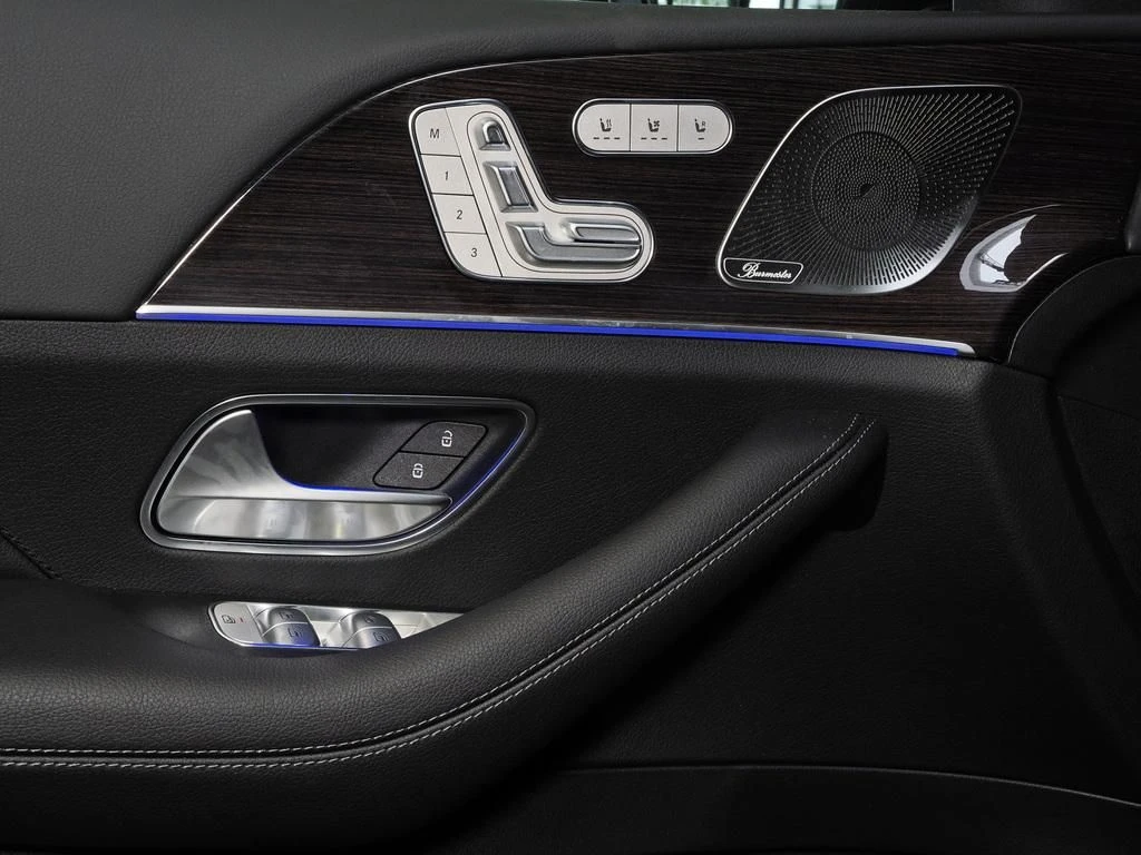 Mercedes-Benz-GLS 450 d-image-7