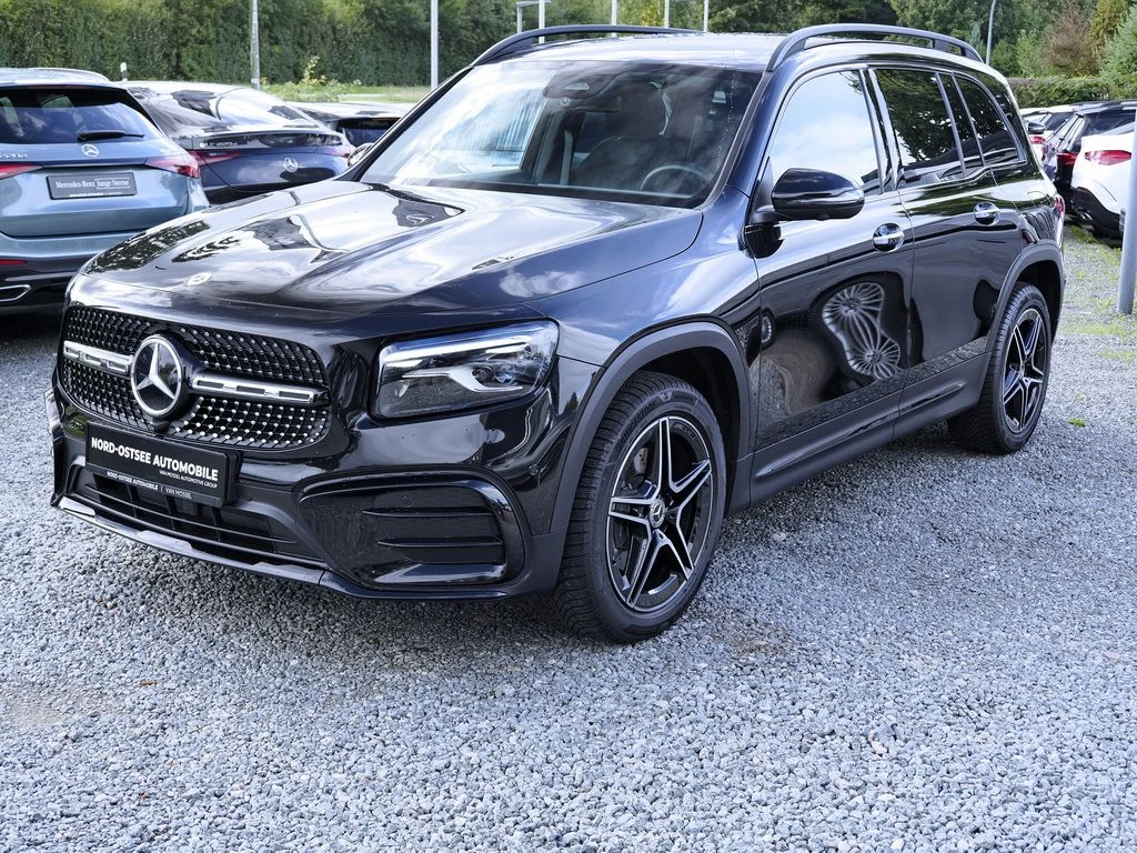Mercedes-Benz-GLB 200 d-image-7