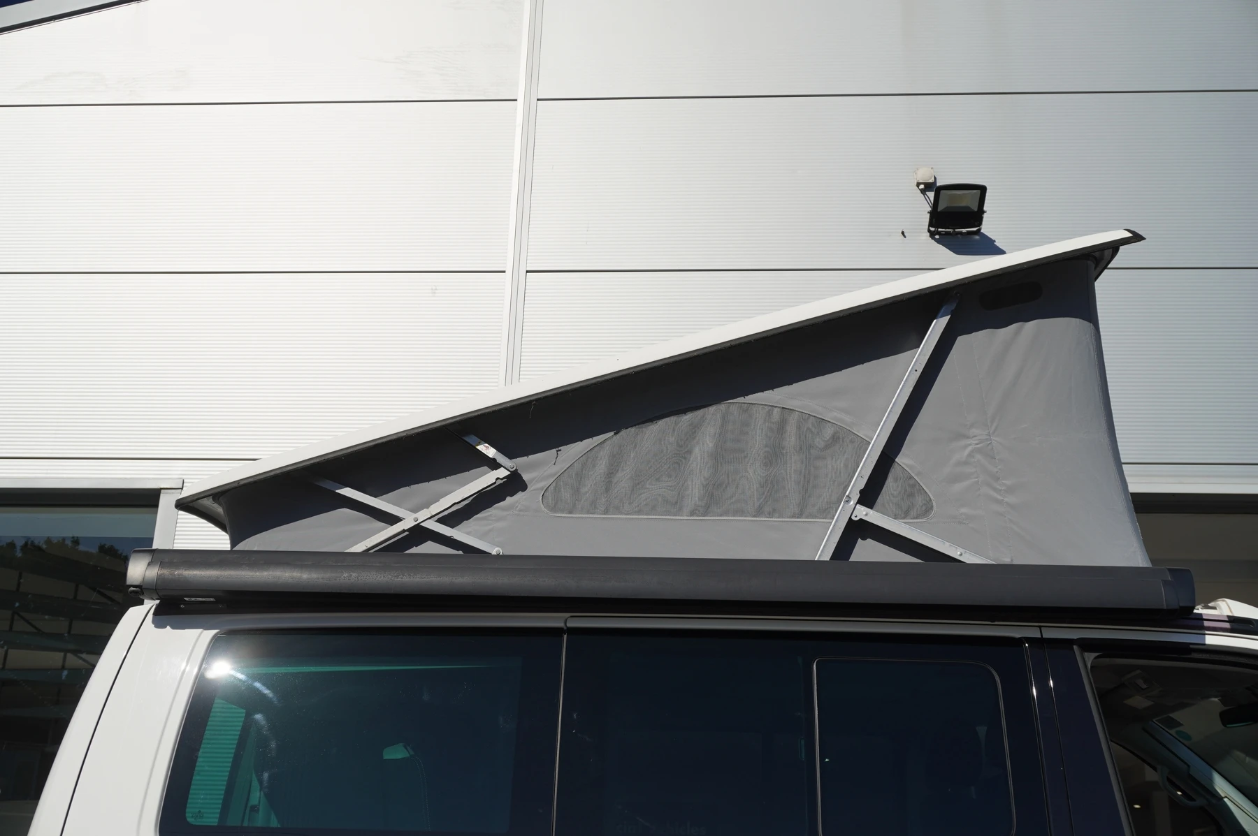 Volkswagen-California-image-57