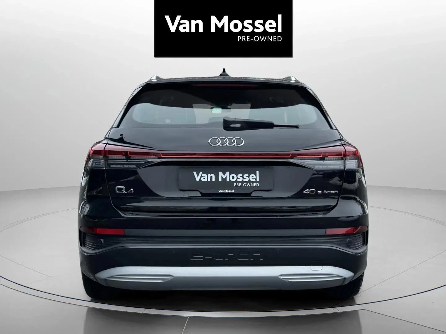 Audi-Q4 e-tron-image-5