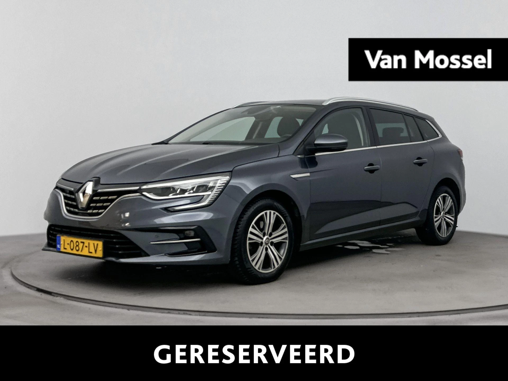 Renault-Mégane Estate-image-0