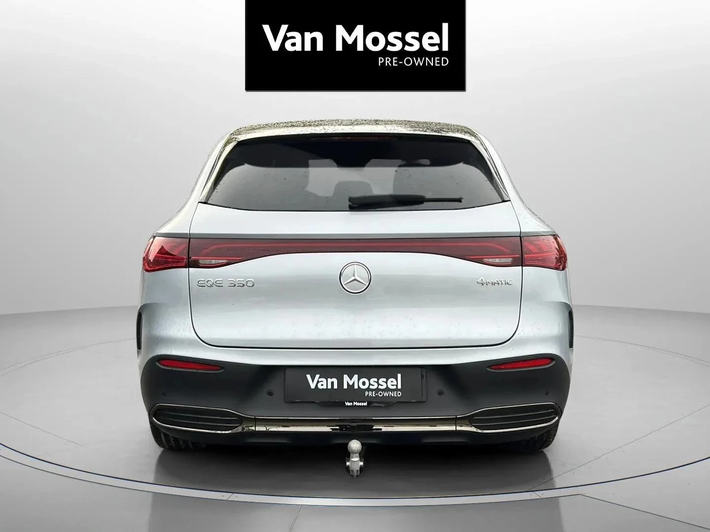 Mercedes-Benz-EQE-image-5