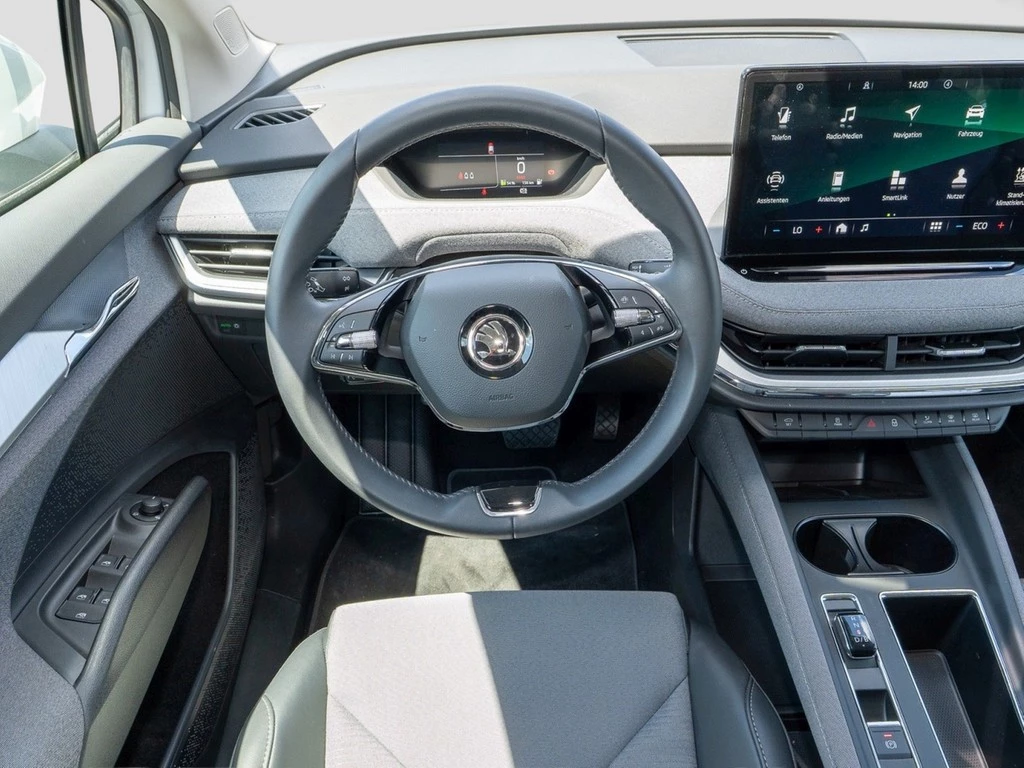 Škoda Enyaq iV 60 Loft Navi, Rear-View, LED
