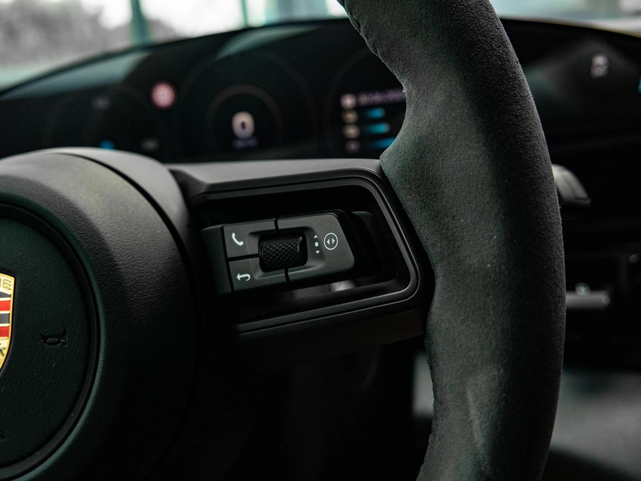 Porsche-Taycan-image-21