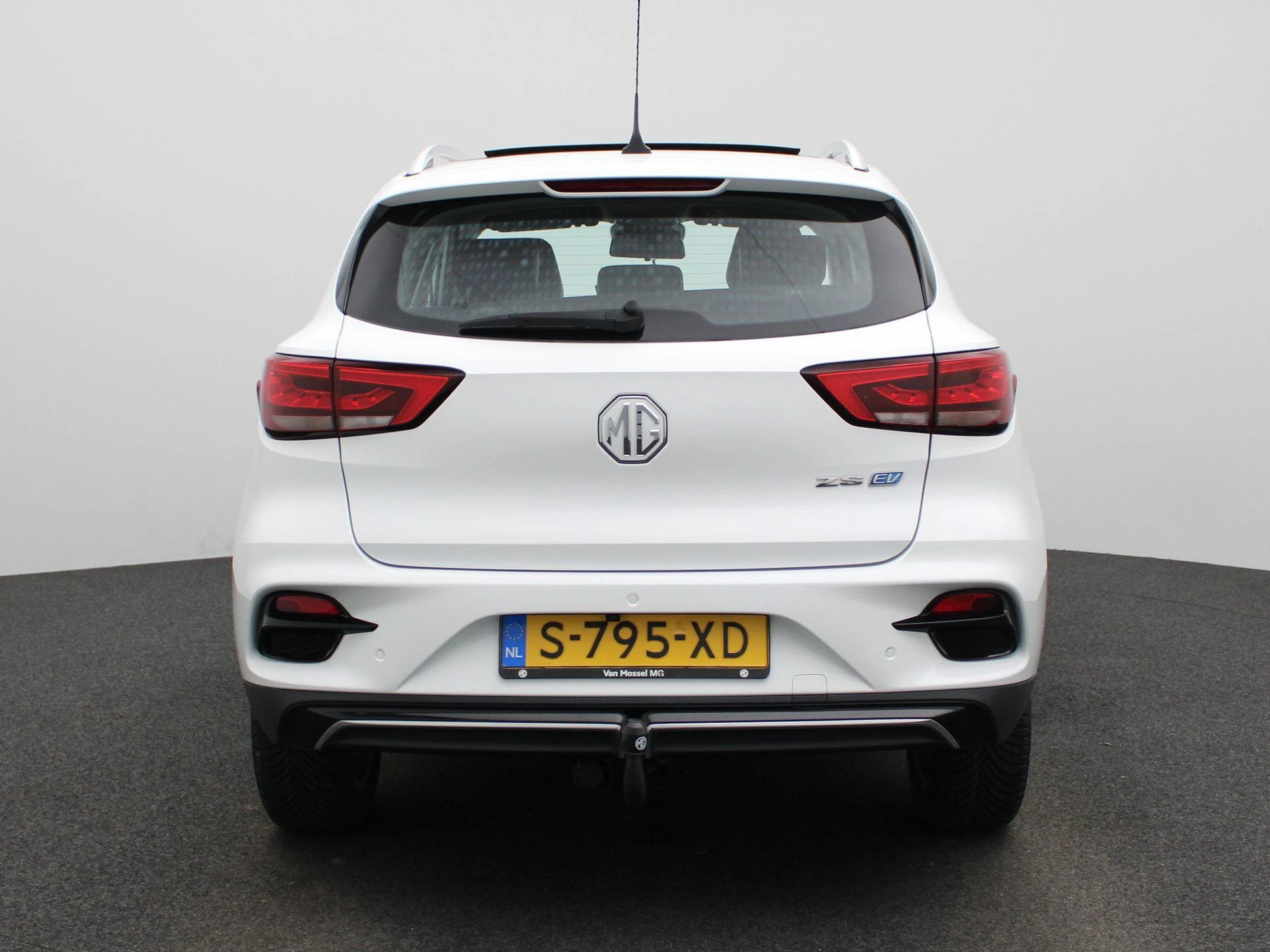 MG-ZS EV-image-5