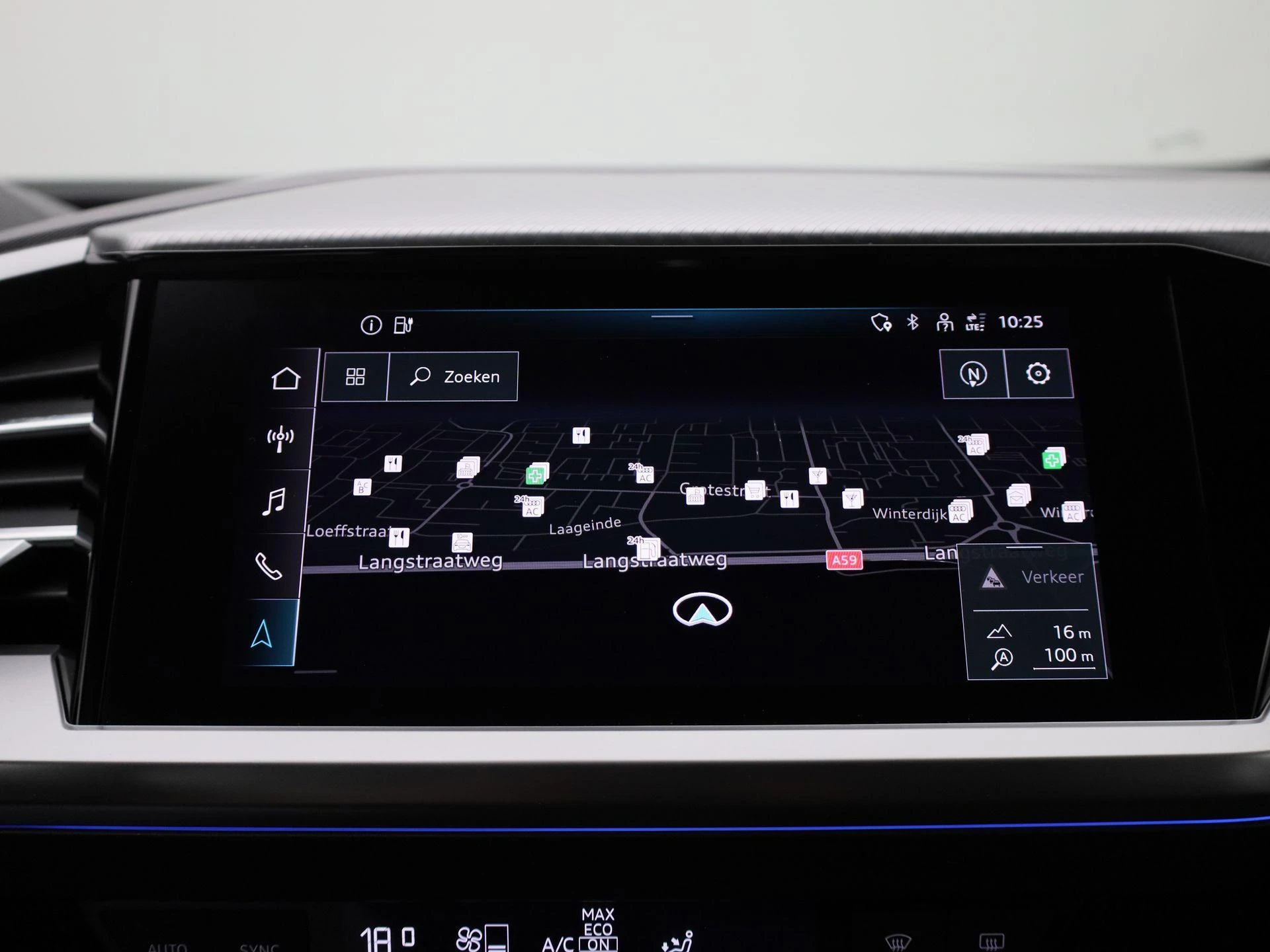 Audi-Q4 e-tron-image-16