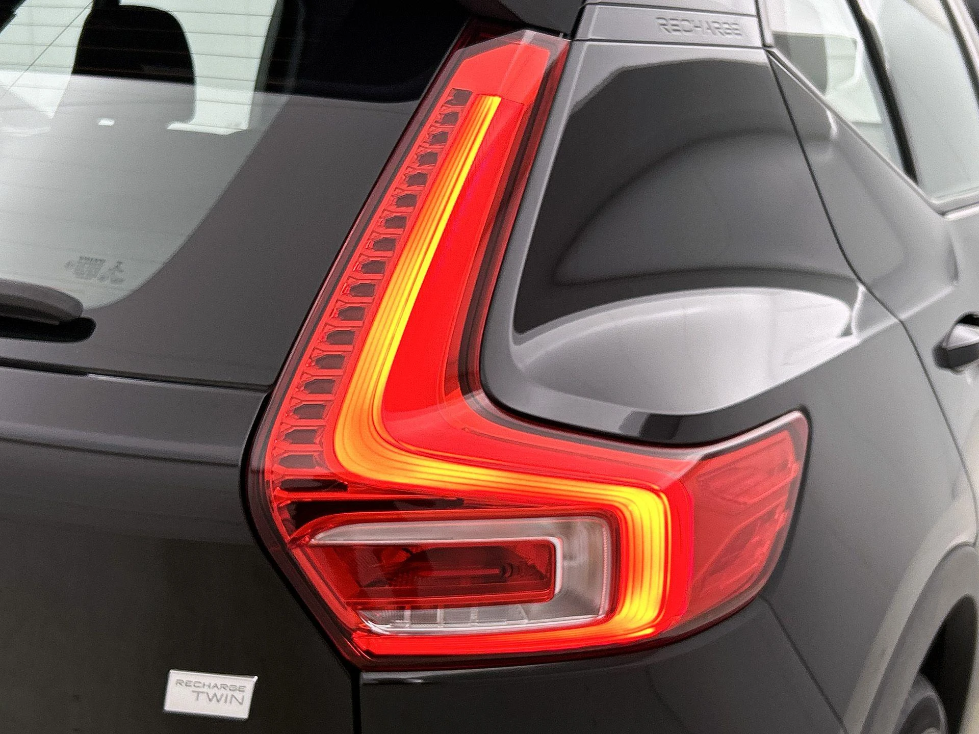 Volvo-XC40-image-8