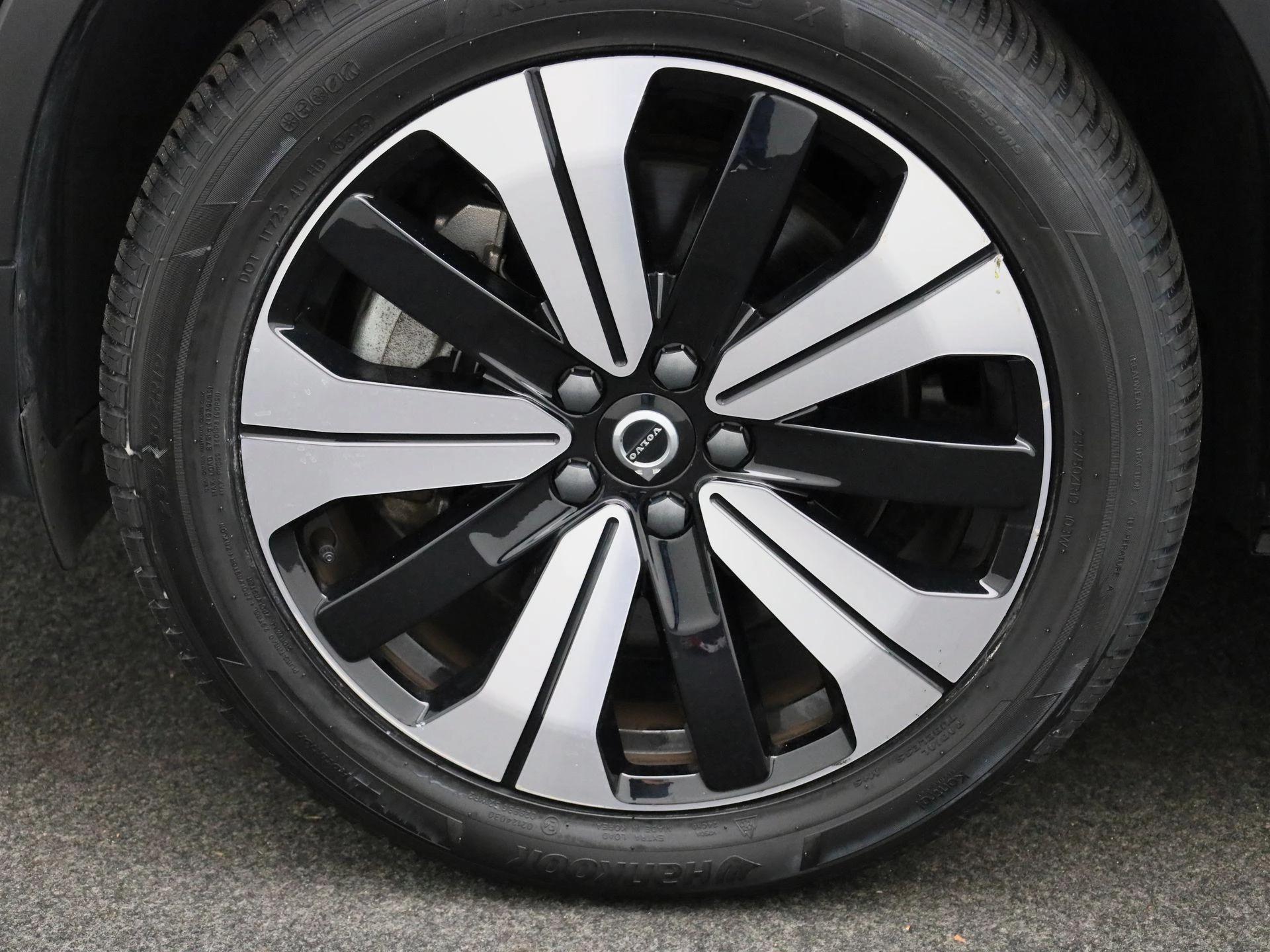 Volvo-XC40-image-14