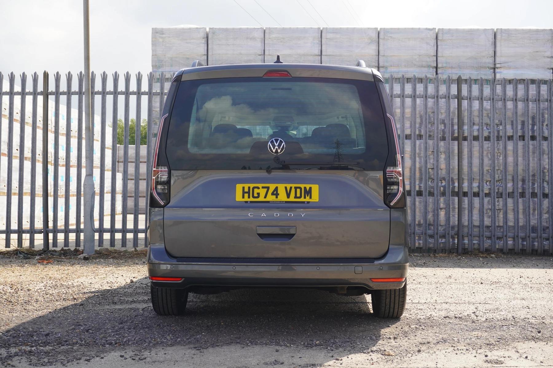 Volkswagen-Caddy-image-13