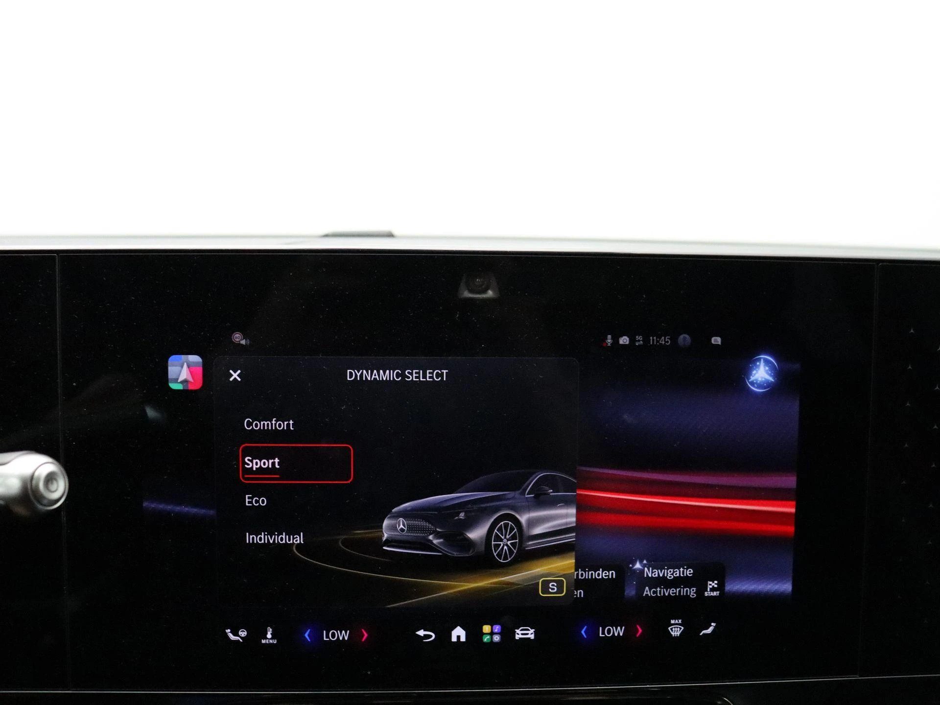 Mercedes-Benz-CLA-image-19