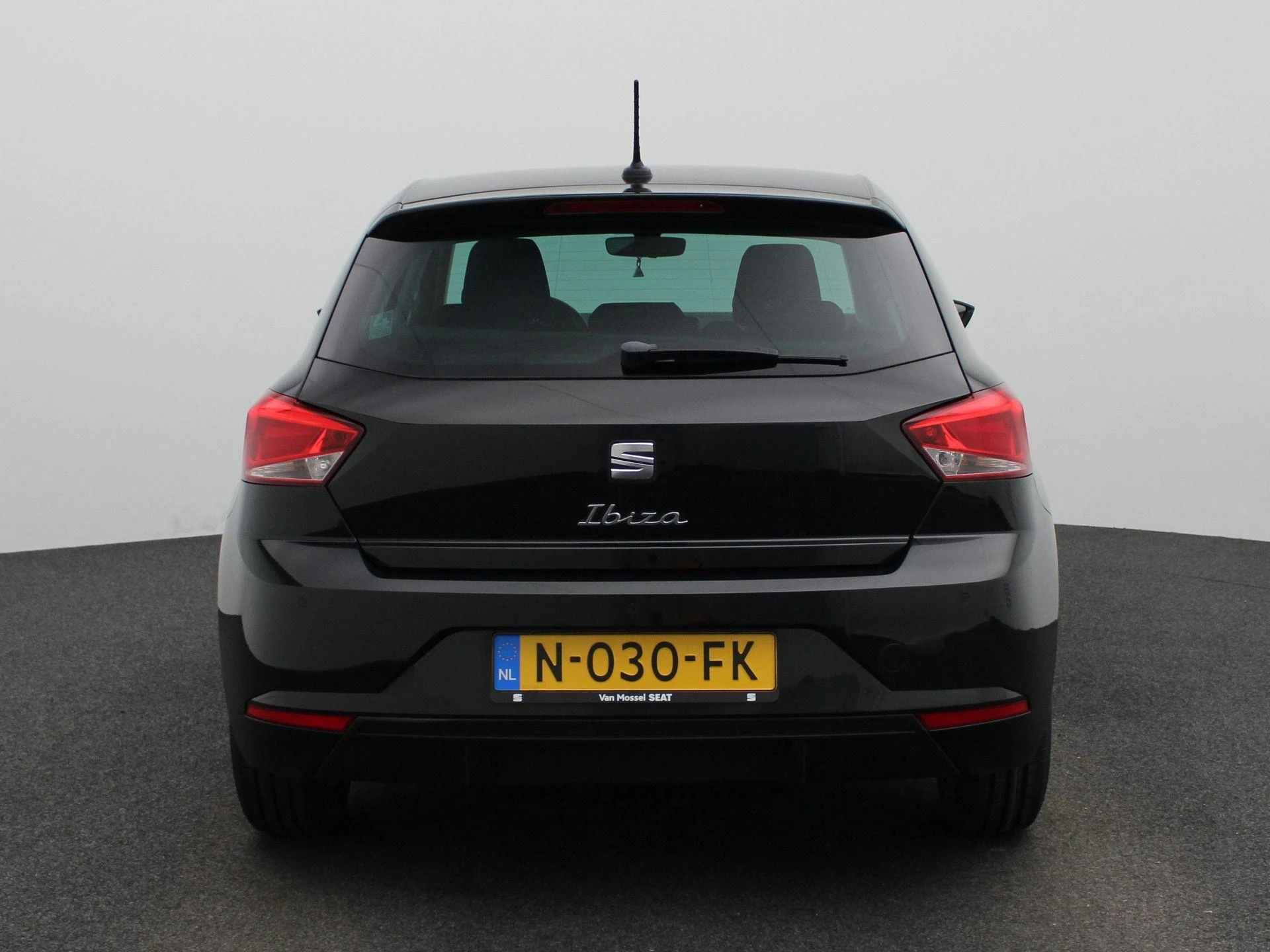 SEAT-Ibiza-image-4