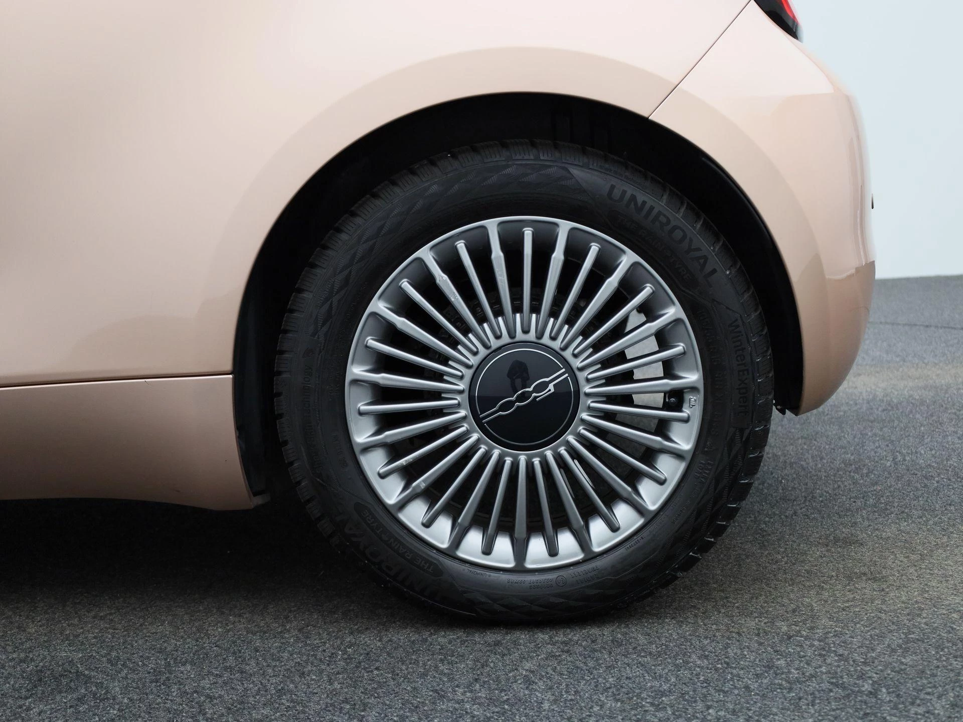 Fiat-500-image-12