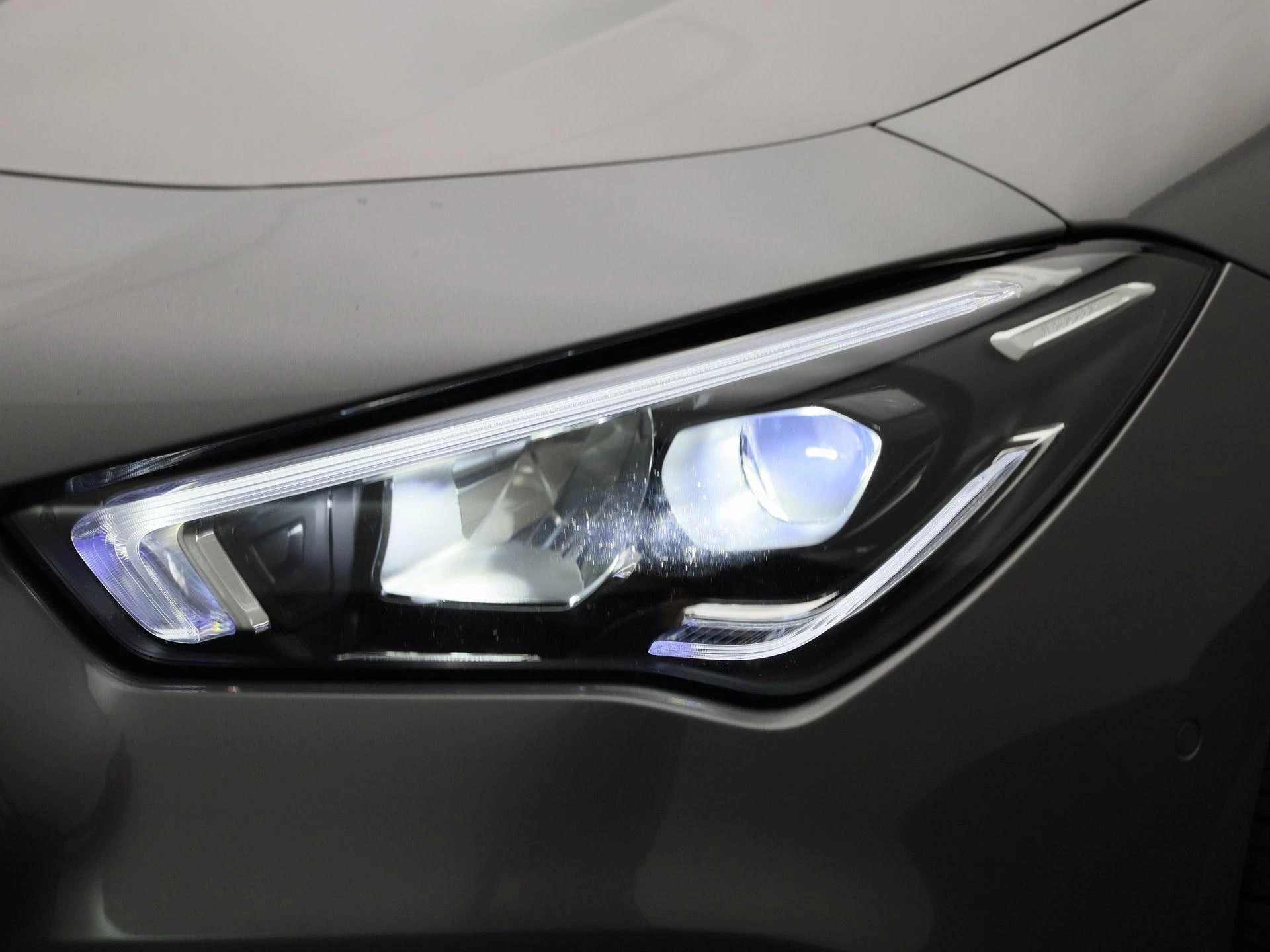 Mercedes-Benz-CLA-image-14