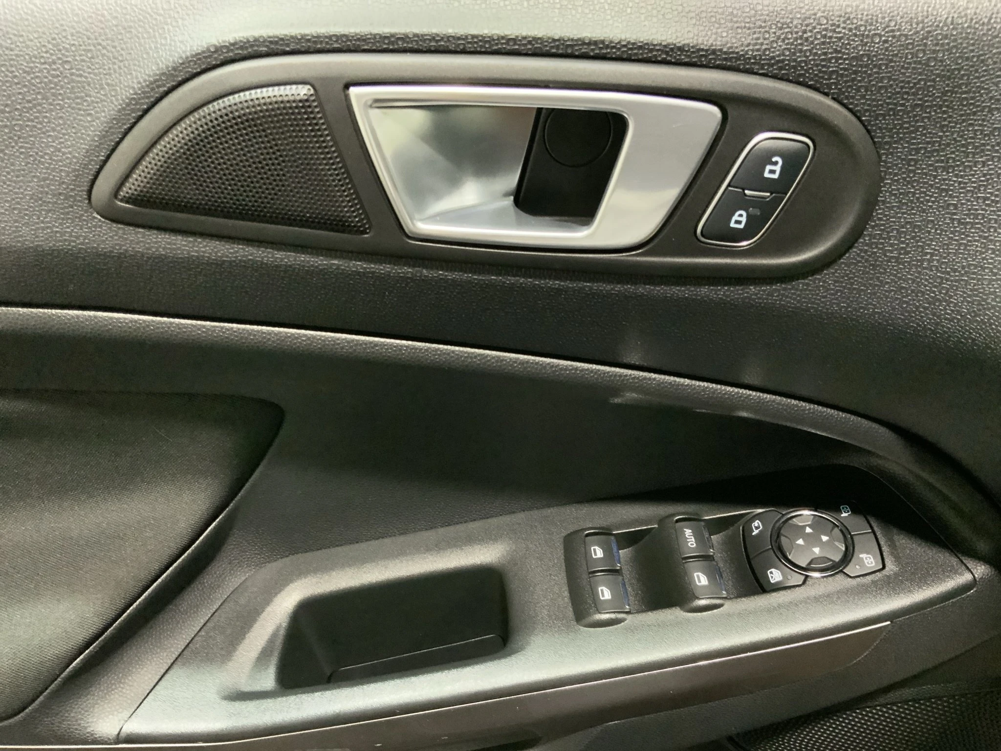Ford-EcoSport-image-15