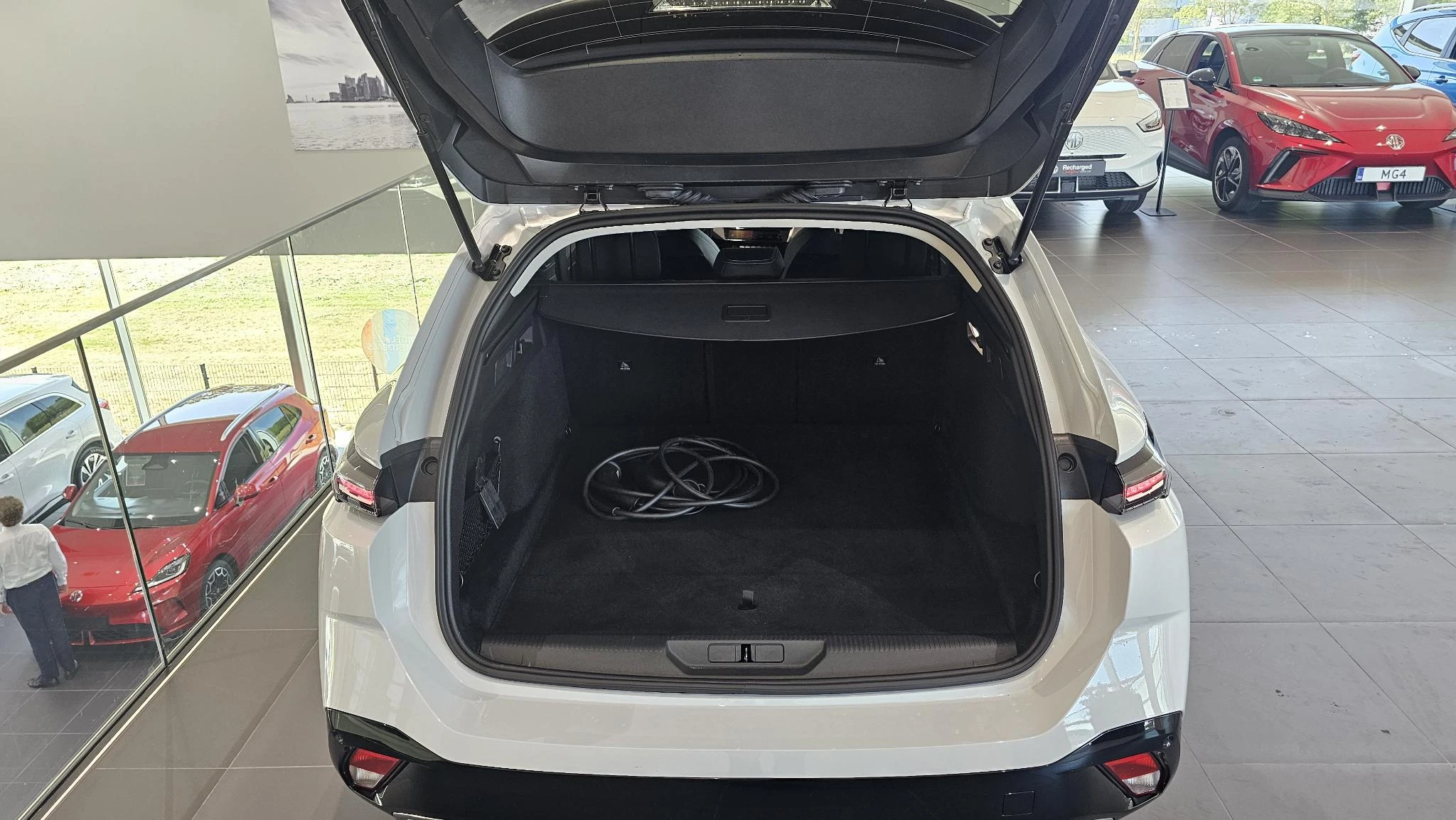 Peugeot 308 SW 1.6 Plug-in Hybrid 180 Allure Avantage