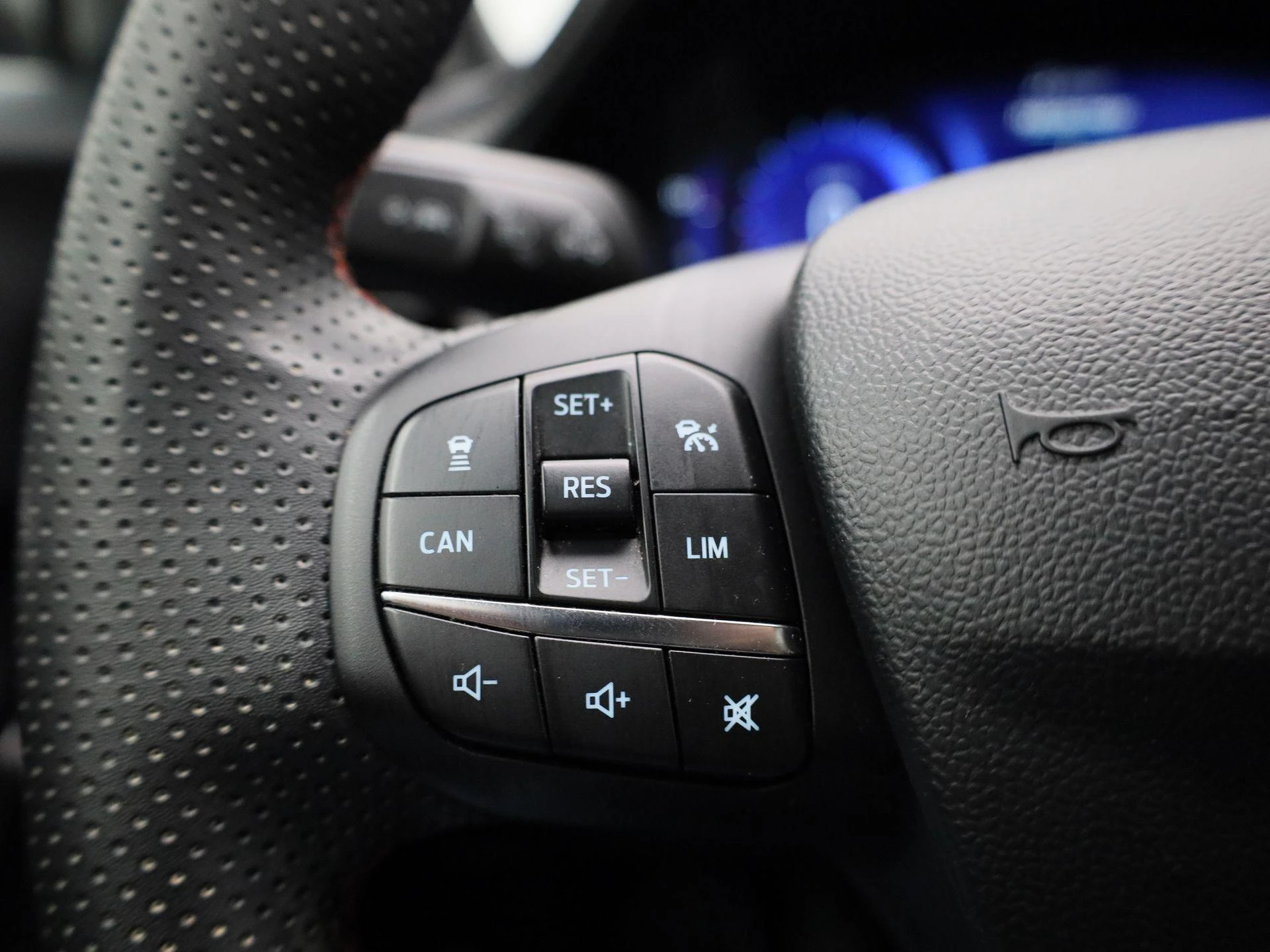 Ford-Puma-image-18