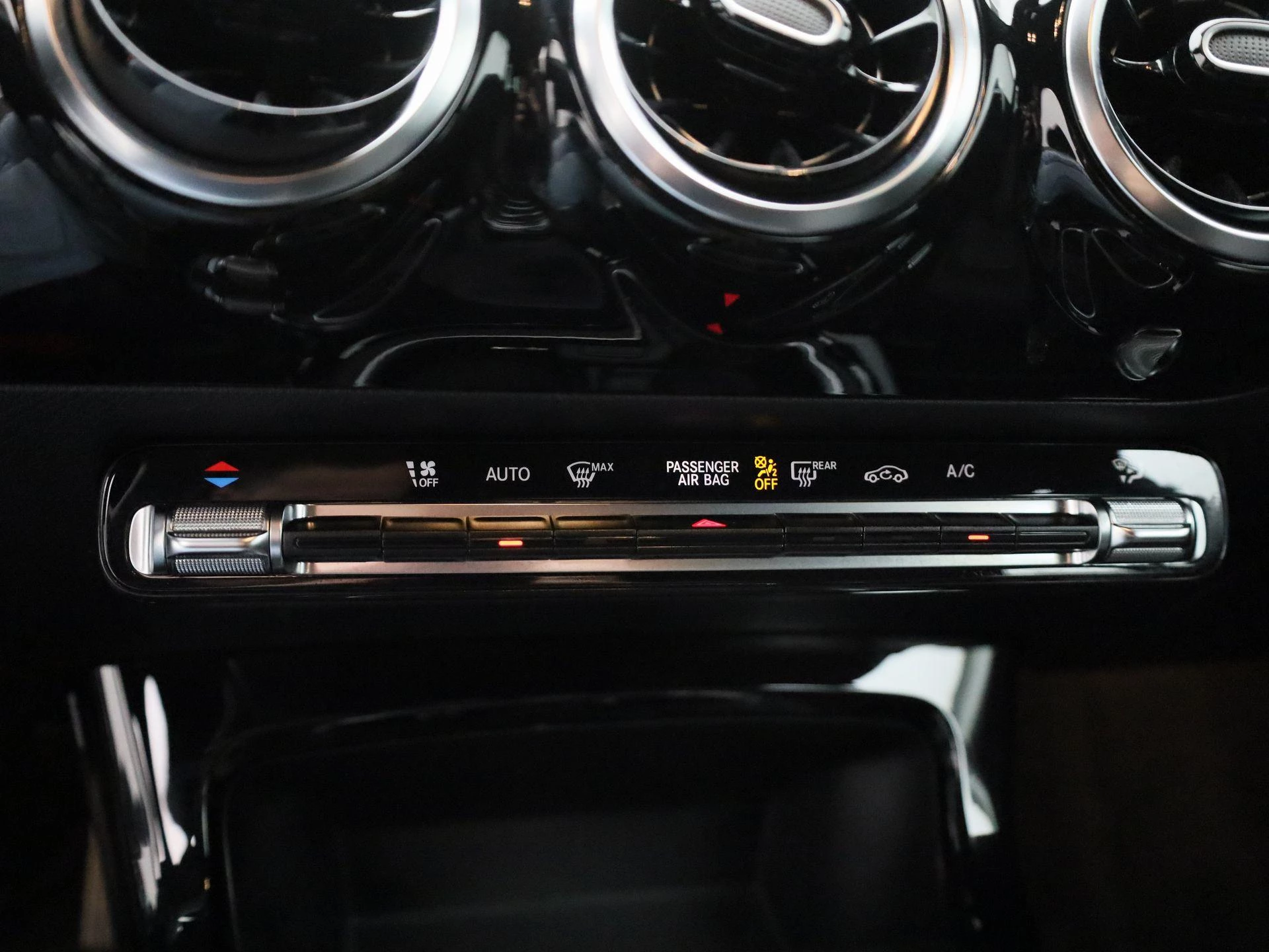 Mercedes-Benz CLA CLA 180 d Business Solution