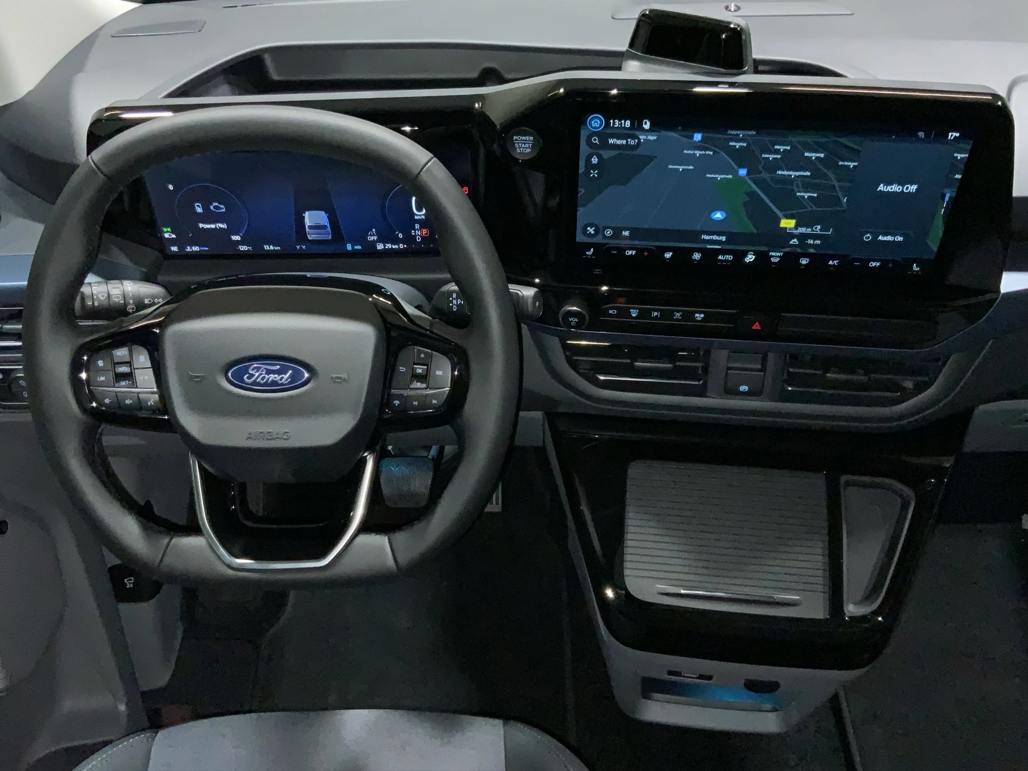 Ford-Tourneo Custom-image-11