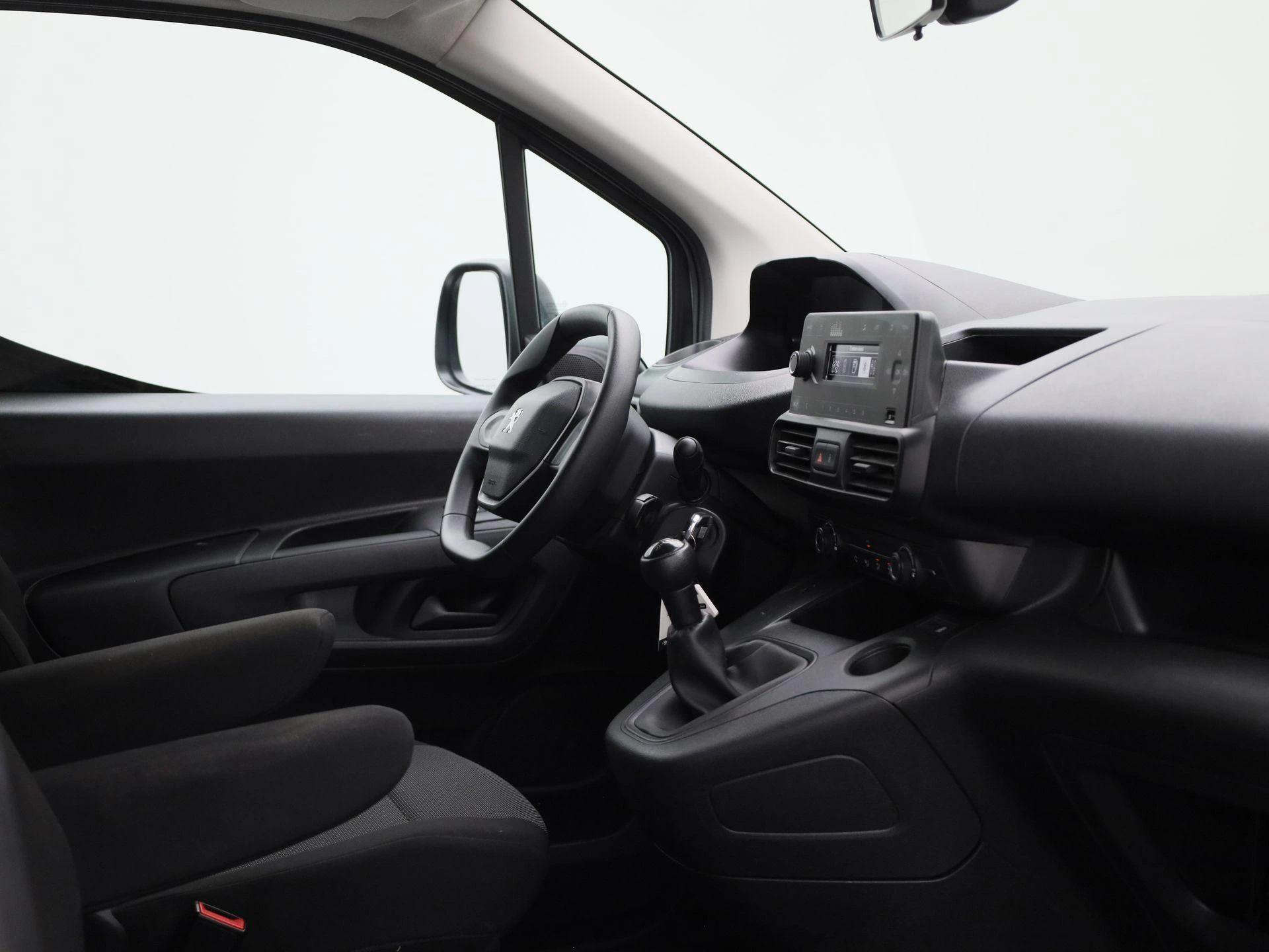Peugeot-Partner-image-27