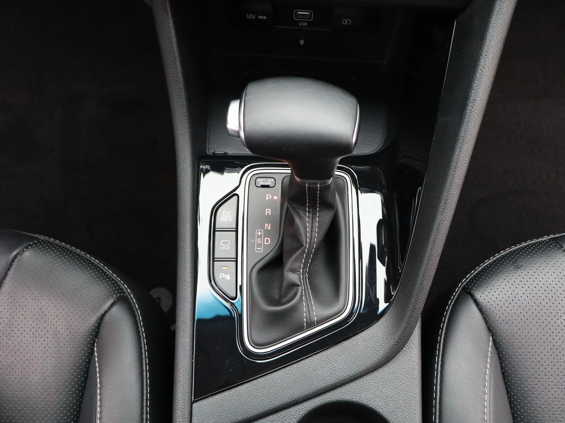 Kia-Niro-image-21