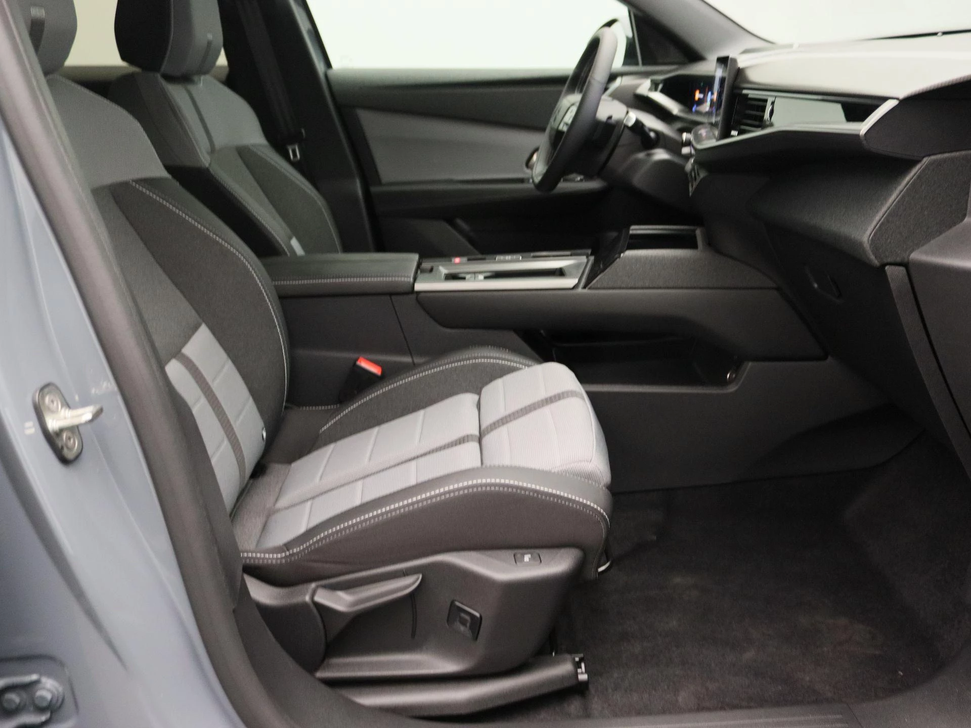 Opel-Grandland-image-21