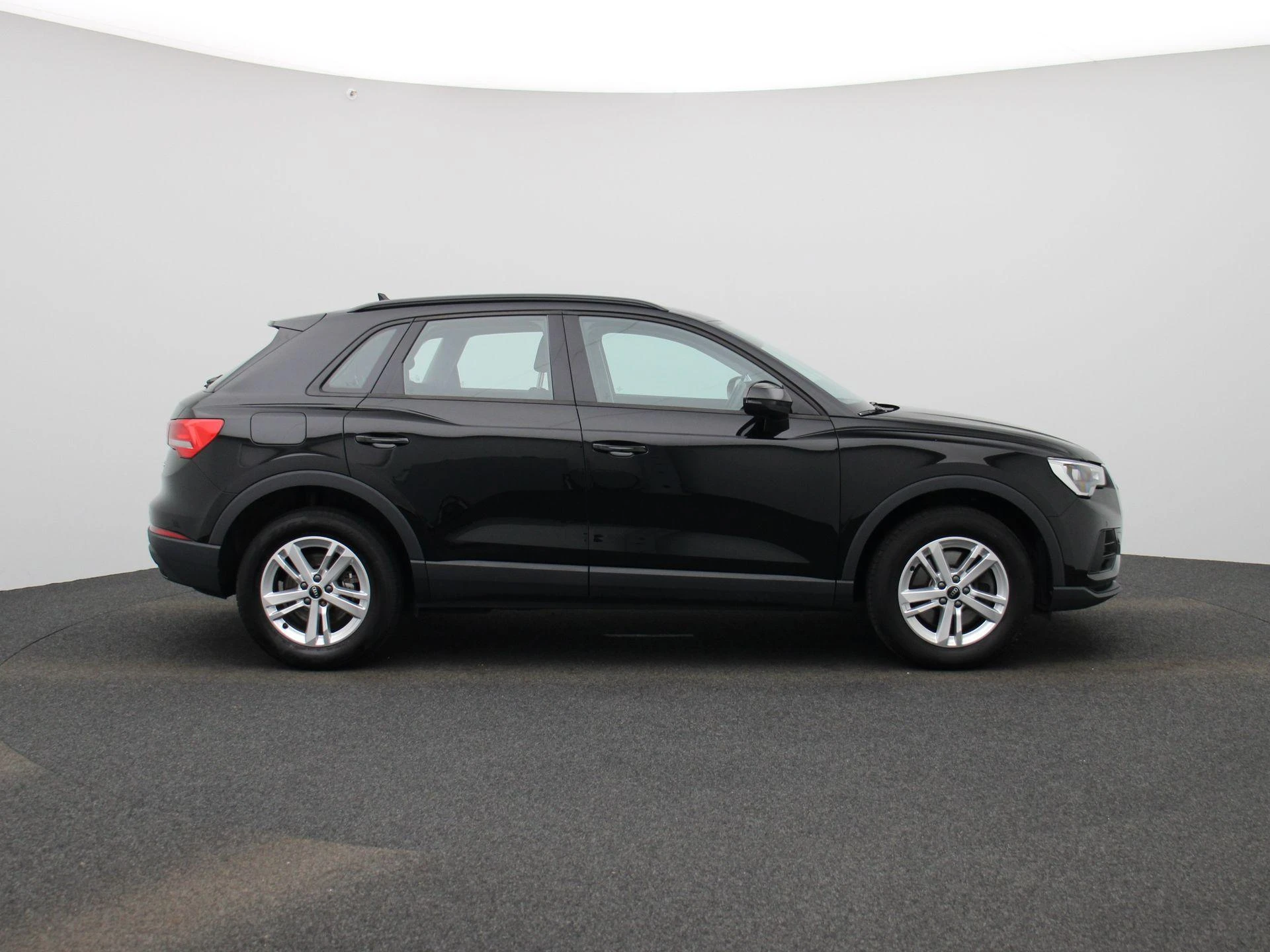 Audi-Q3-image-5