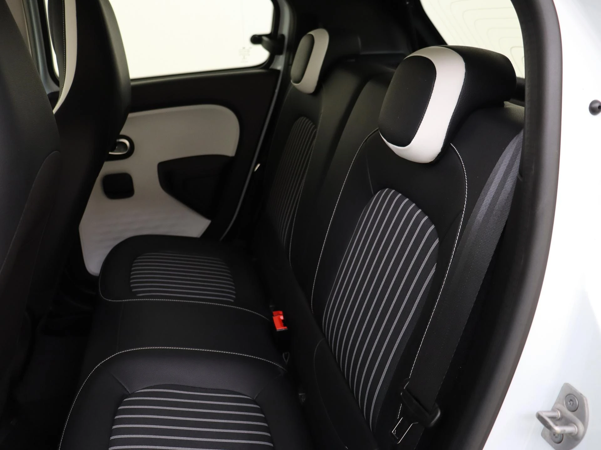 Renault-Twingo-image-15