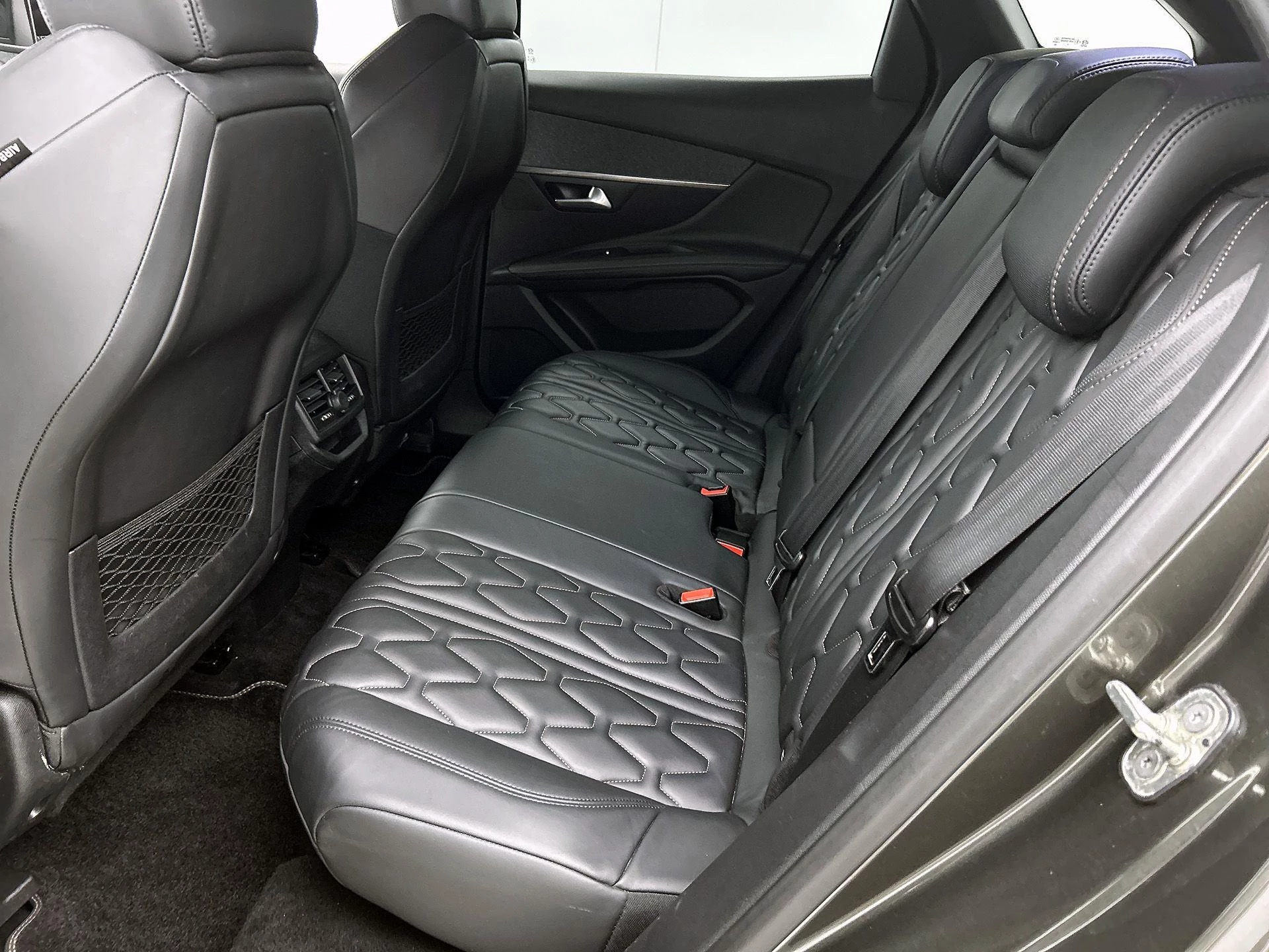 Peugeot-3008-image-27