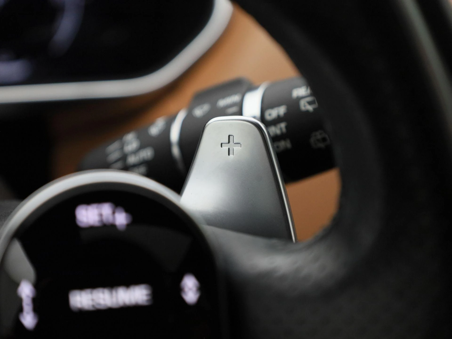 Land Rover-Range Rover Sport-image-31