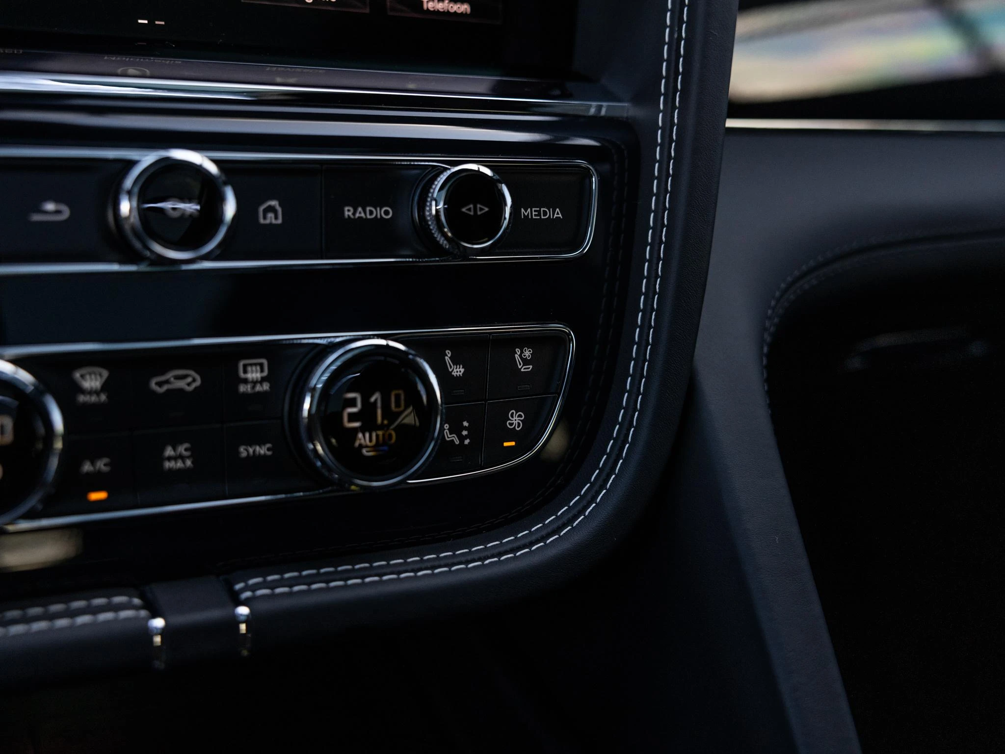 Bentley-Bentayga-image-31