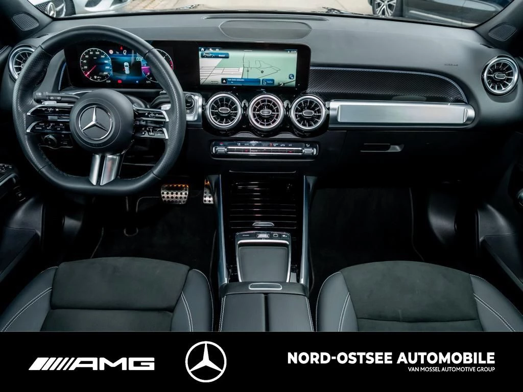 Mercedes-Benz GLB 200 d AMG LINE AHK PDC NIGHT PANO MULTIBEAM AMG LineX247 GLB 200 d AMG LINE AHK PDC NIGHT PANO MULTIBEAM AMG Line