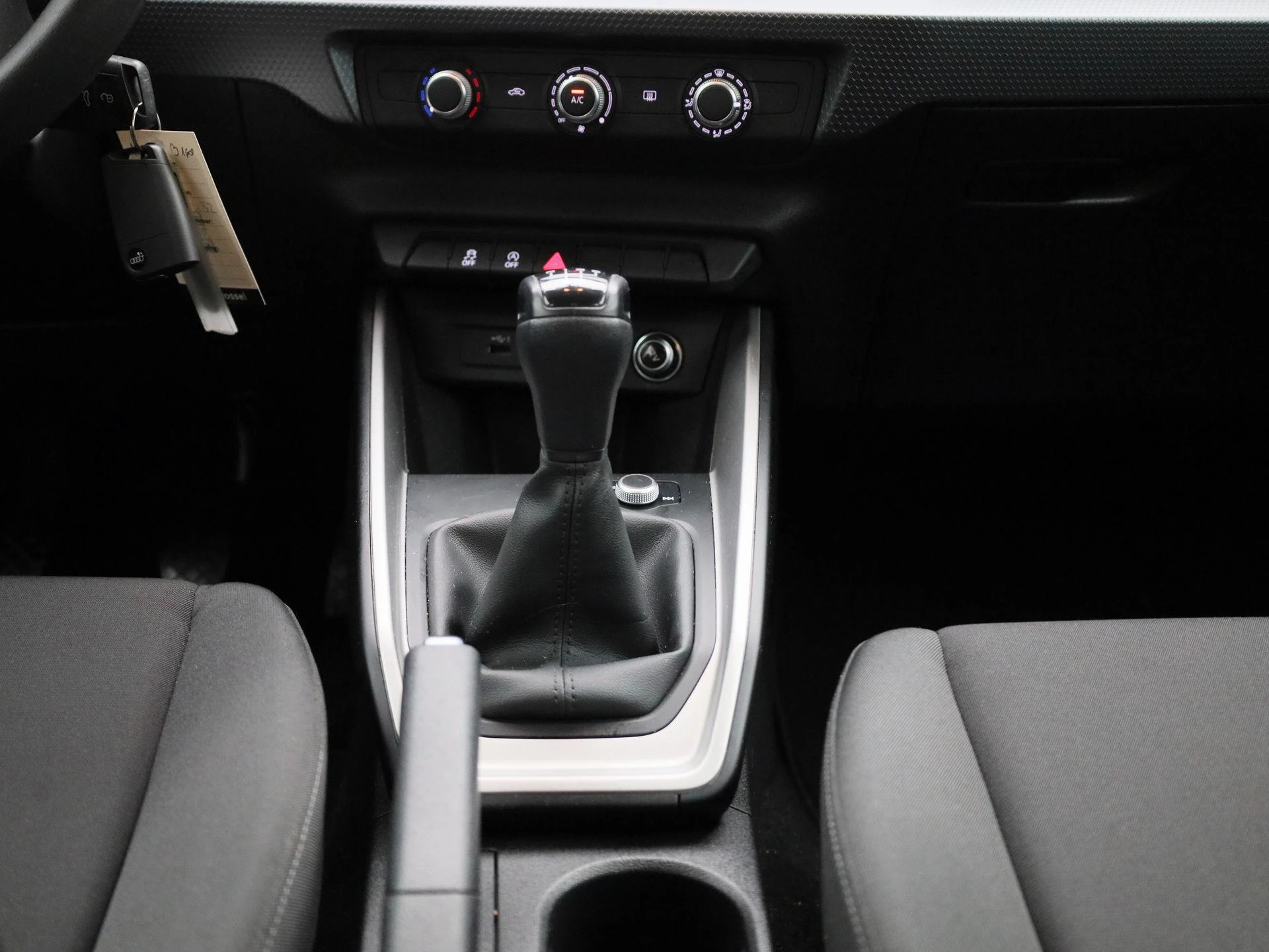 Audi-A1 Sportback-image-9