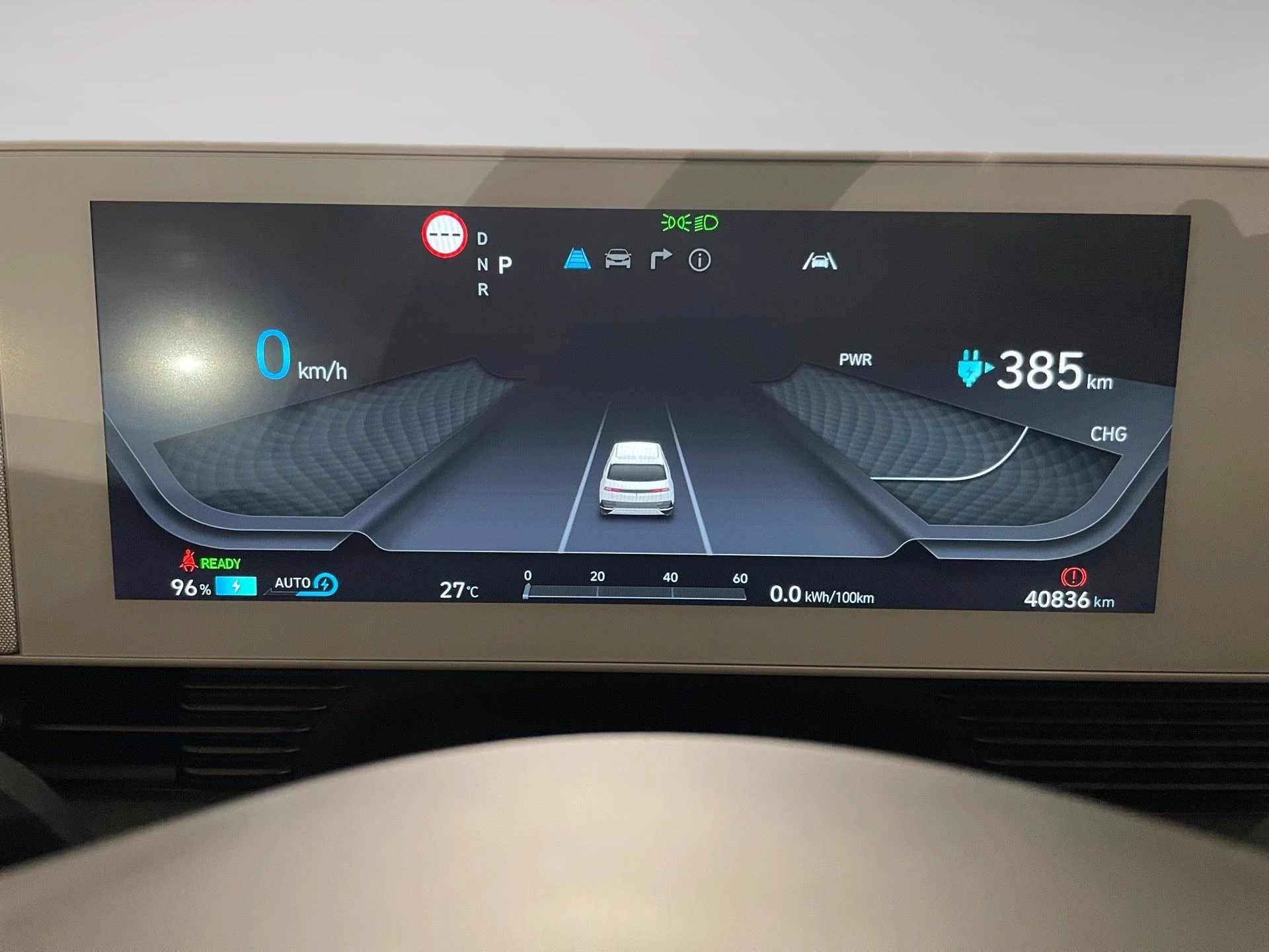 Hyundai IONIQ 73kWh Balance Vision