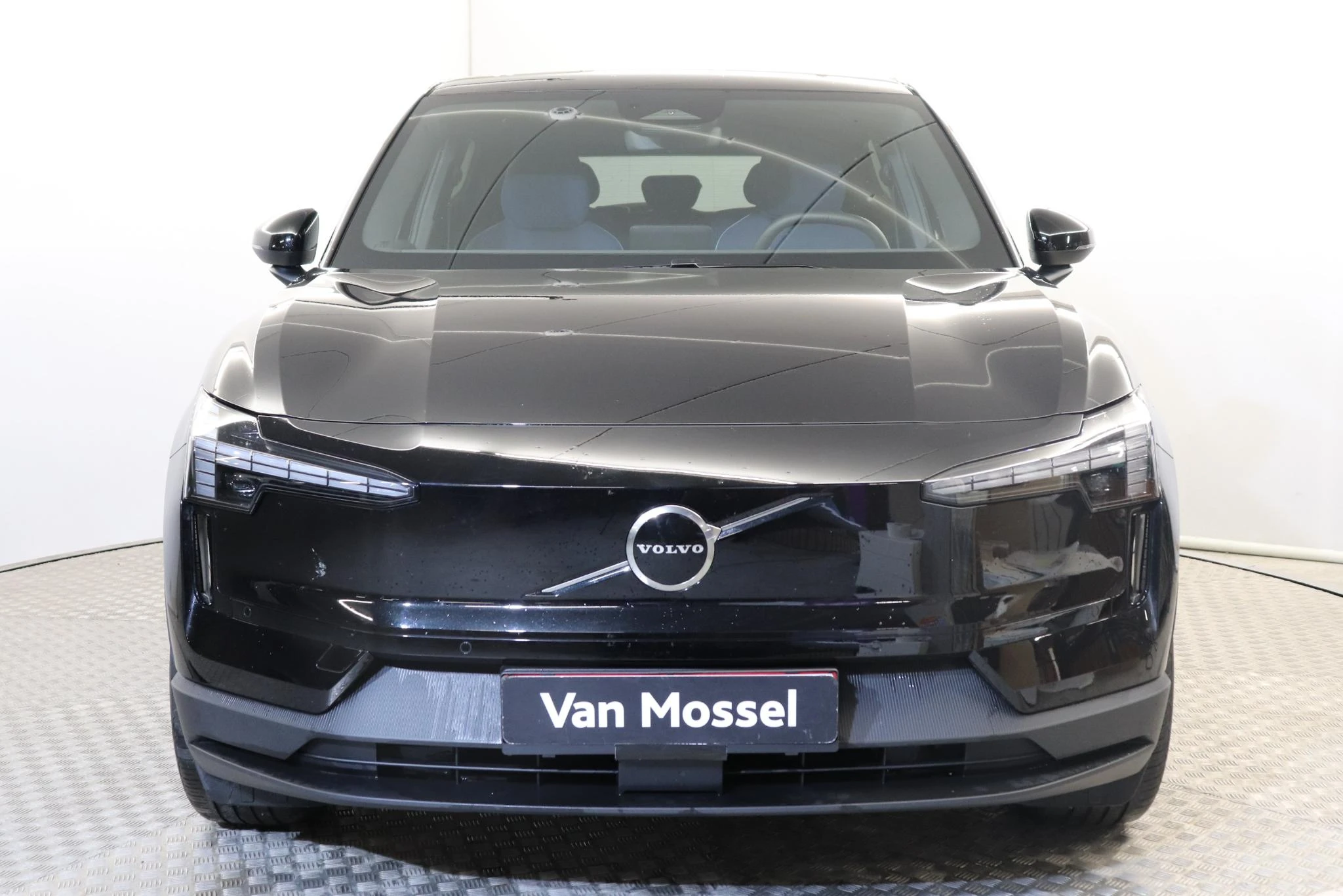 Volvo EX30 Single Motor Extended Range Core