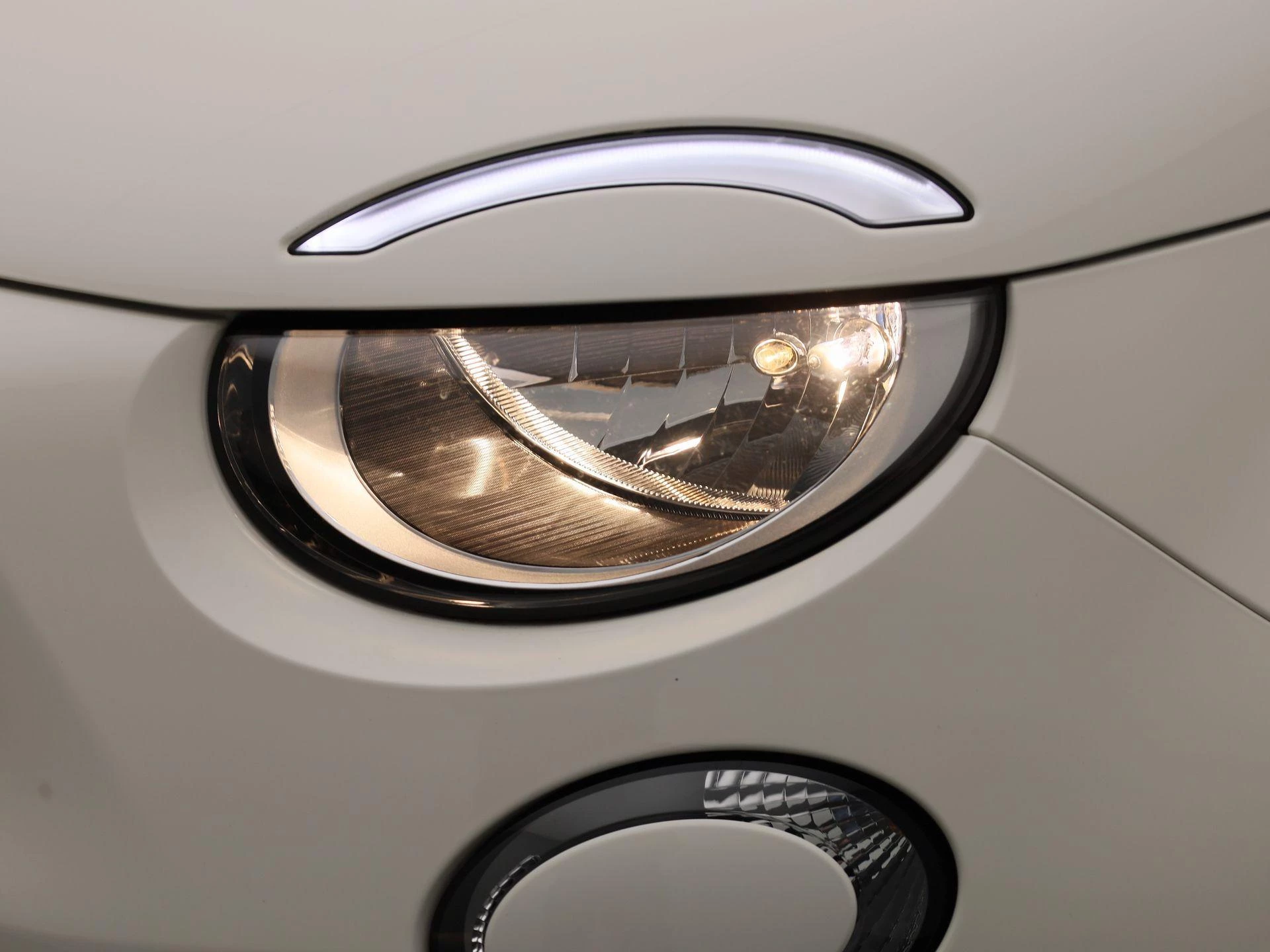 Fiat-500C-image-13