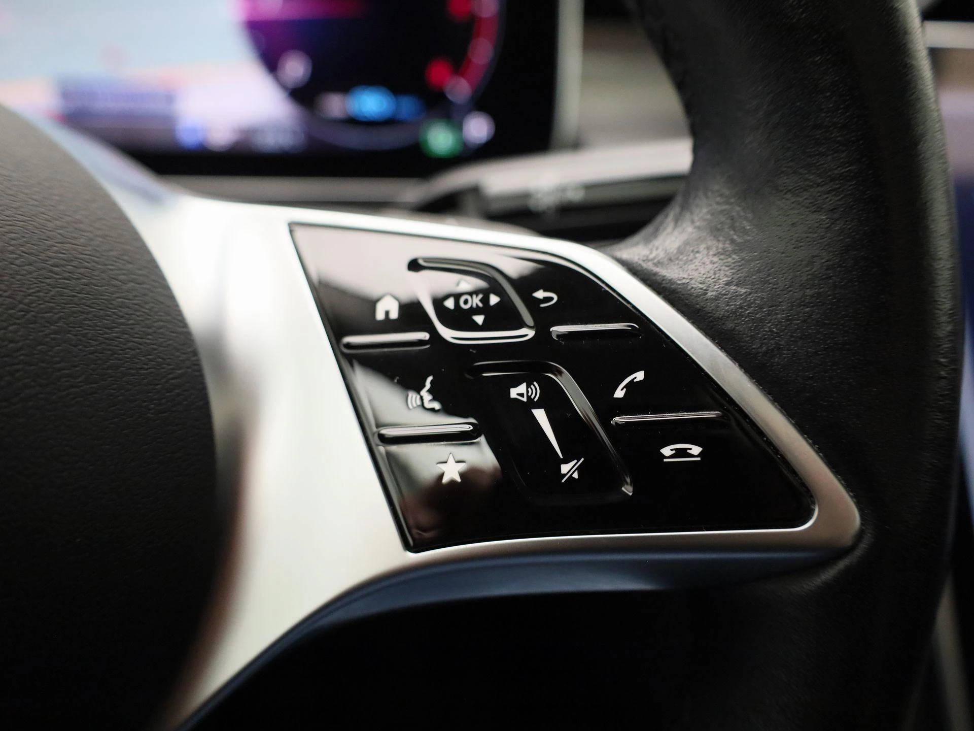 Mercedes-Benz-C-Klasse-image-15