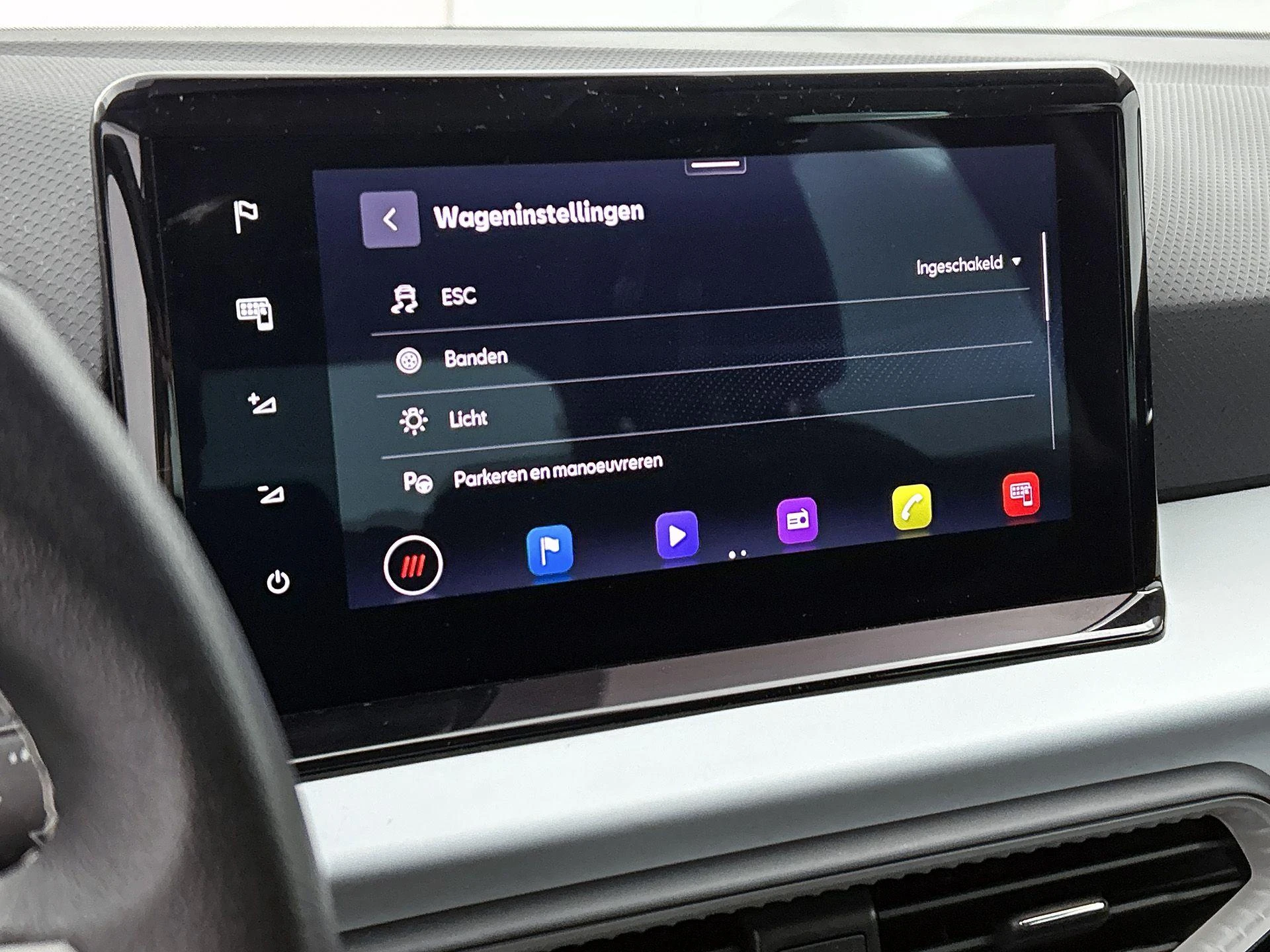 SEAT-Arona-image-11