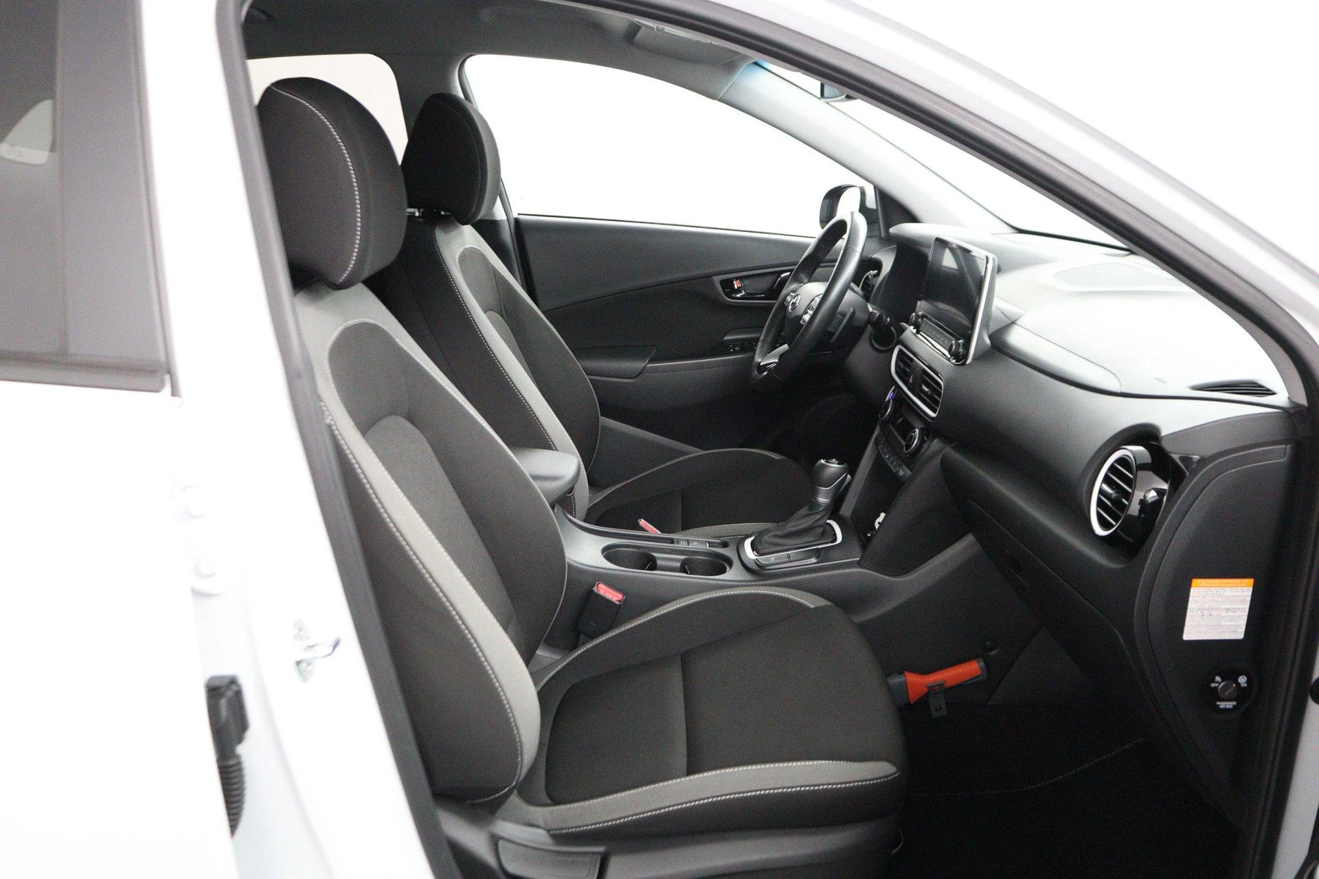 Hyundai-Kona-image-26