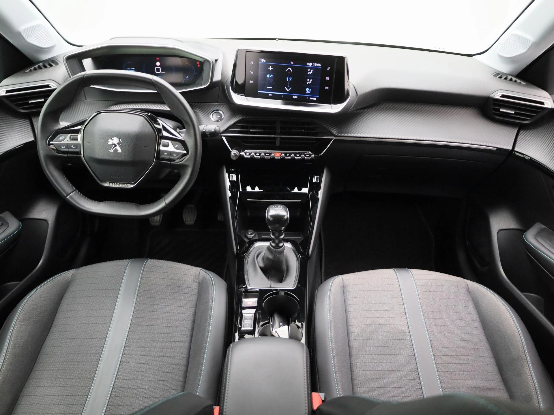 Peugeot-208-image-7