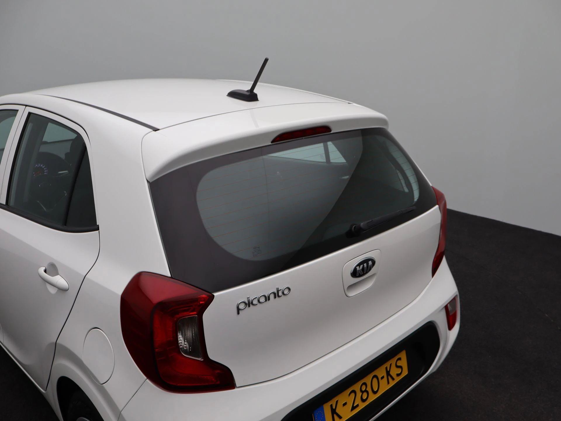 Kia-Picanto-image-32