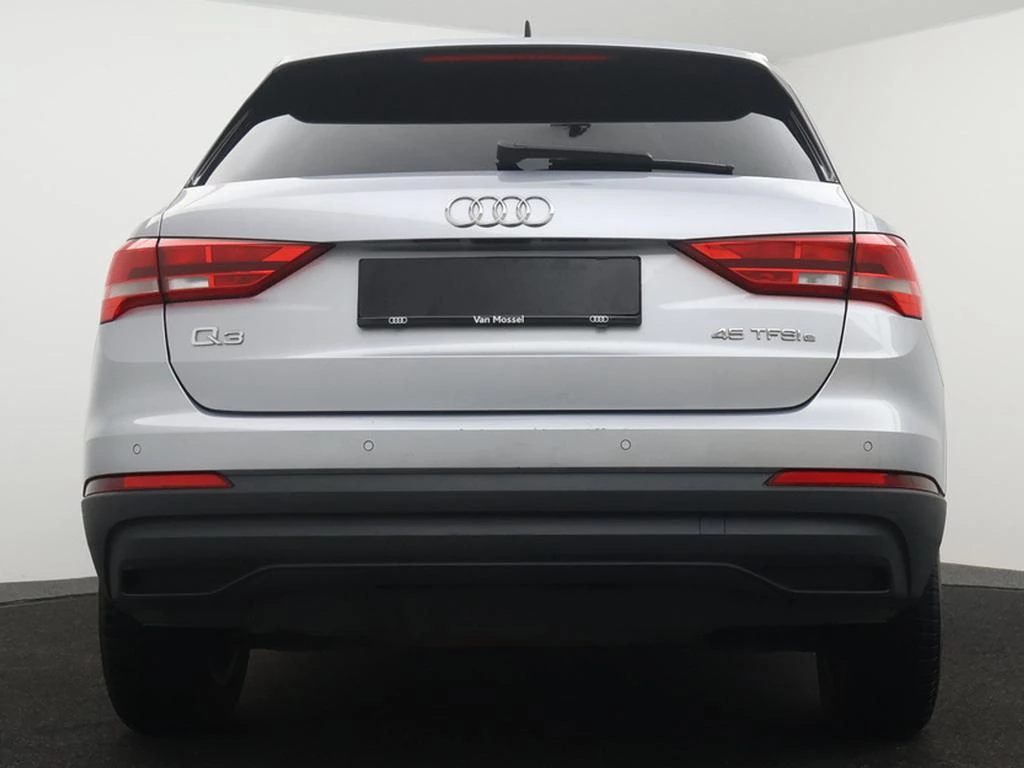 Audi Q3 PHEV Audi Q3 PHEV Attraction 45TFSIe 245PK *AUTOMAAT*LEDER*NAVI*PDC*CRUISE*VIRTUAL COCKPIT*...*