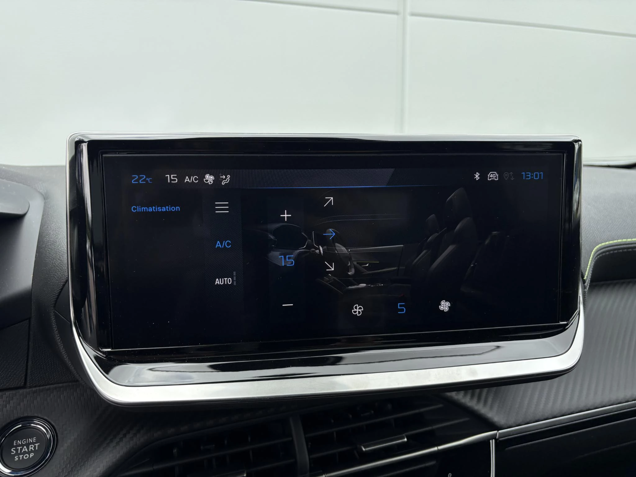 Peugeot-2008-image-19