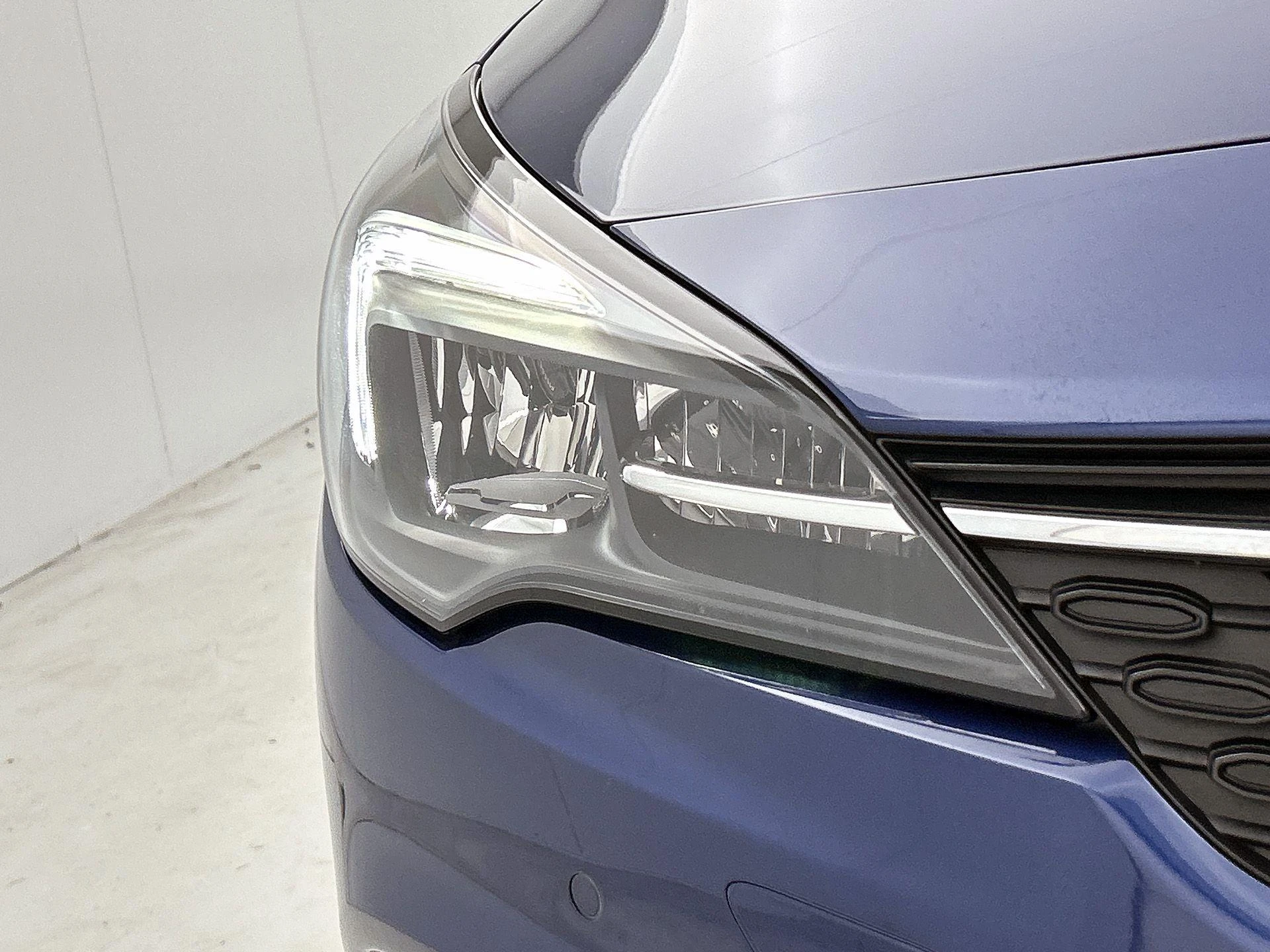 Opel Astra Sports Tourer 1.2 Business Edition