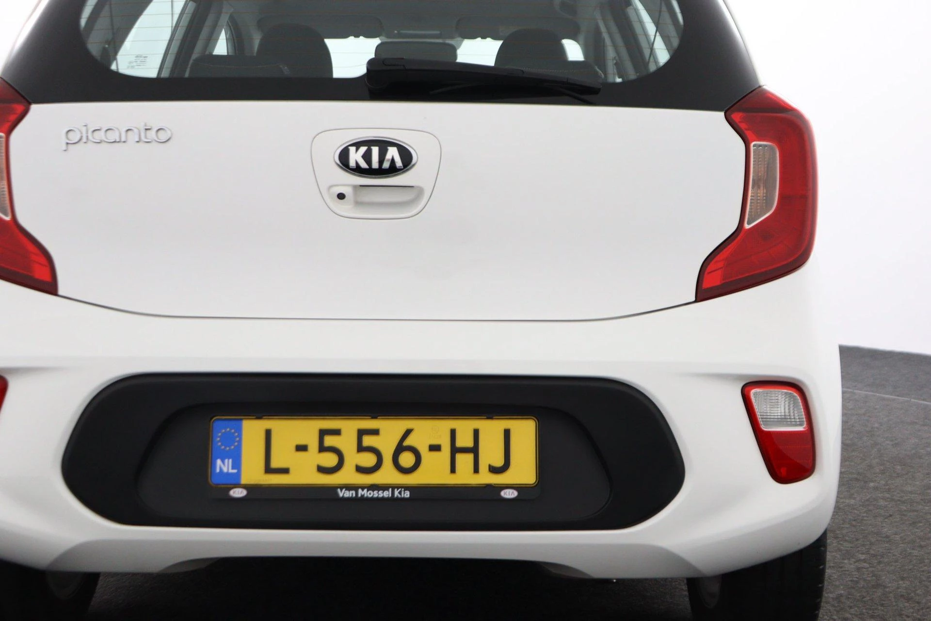 Kia Picanto 1.0 DPi DynamicLine Automat |