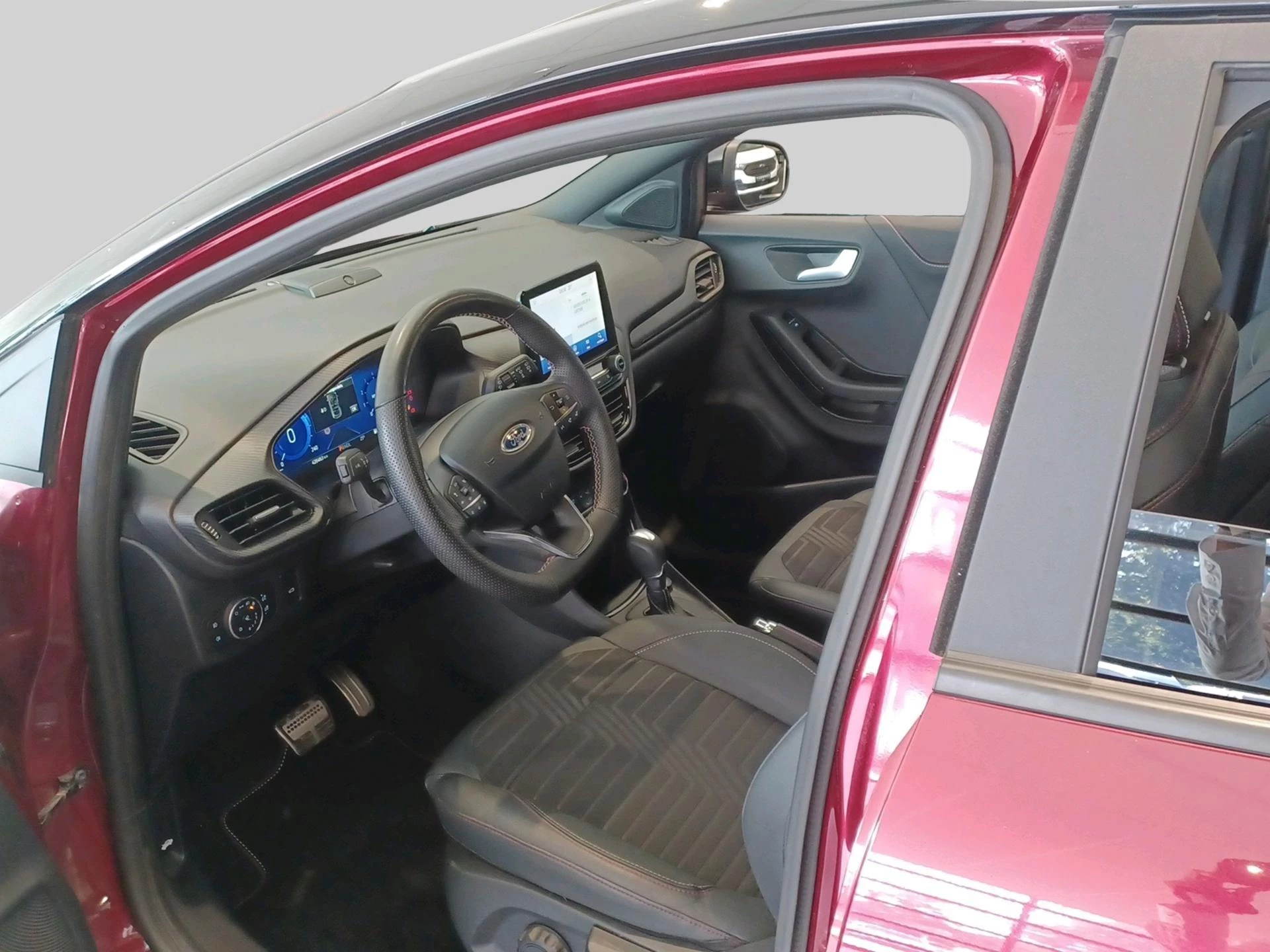 Ford Puma Vivid Ruby Ed. - UNIEK