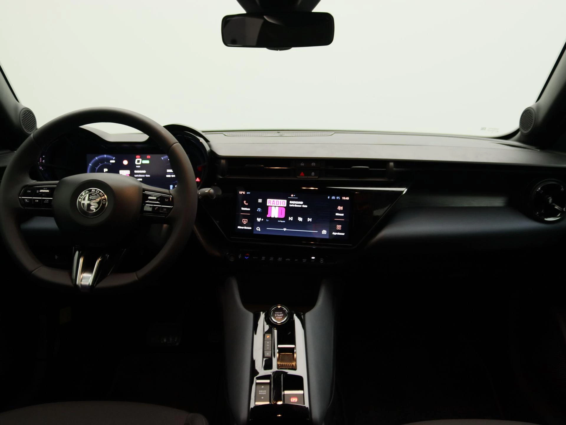 Alfa Romeo-Junior-image-6