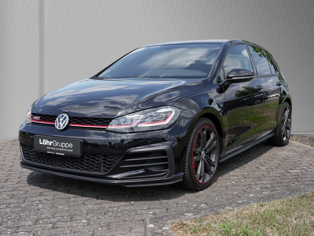 Volkswagen Golf 2.0 TSI GTI Performance 6-Gang Getriebe *LED*Navi*ACC*DYNAUDIO-Sound*DAB*Digi-Cockpit*18"Alufle