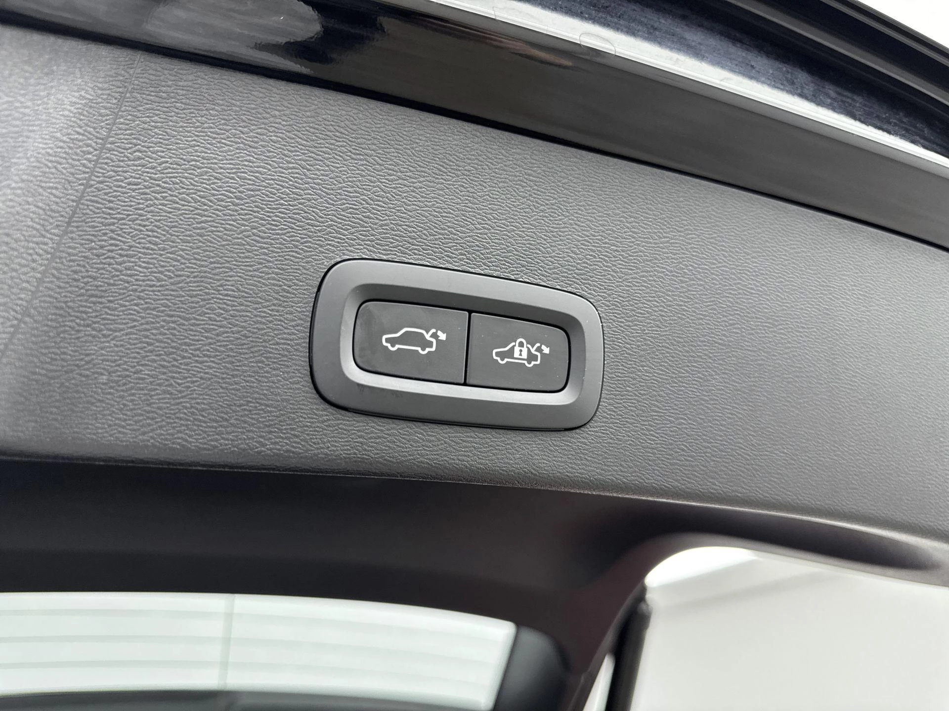 Volvo XC40 1.5 T5 Plug-in hybrid Plus Bright 263PK