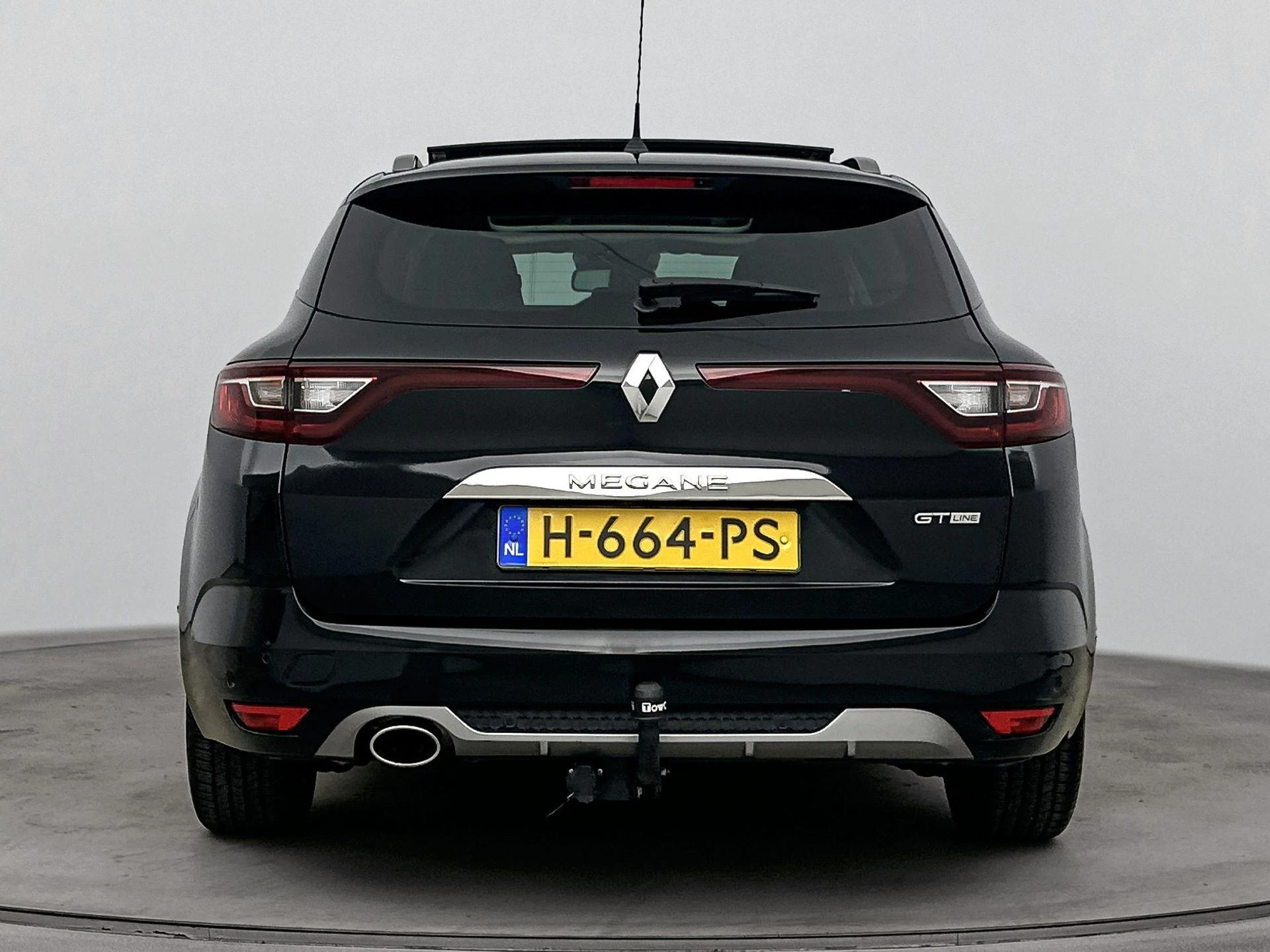 Renault-Mégane Estate-image-2